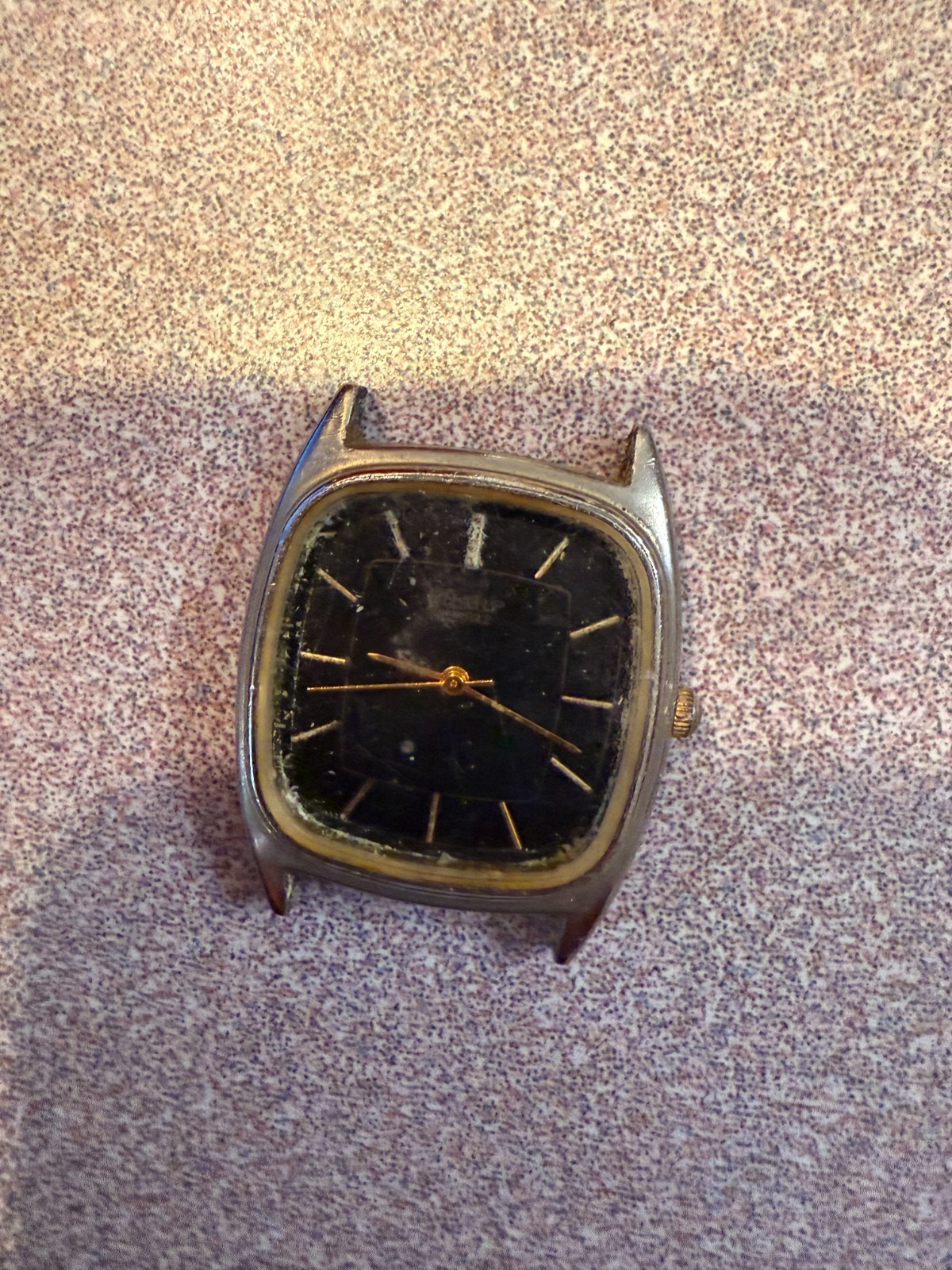 VTG Vintage 1970’s Sharp Men’s Watch Black Dial w/ movement case tank # UCC 364