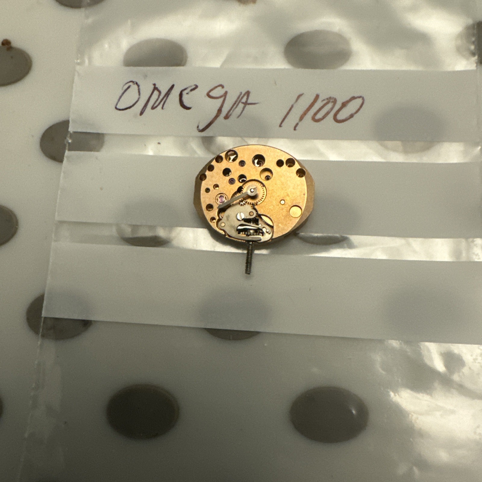 Vintage Omega 1100 Mechanical Watch Movement (Spares/Repairs)