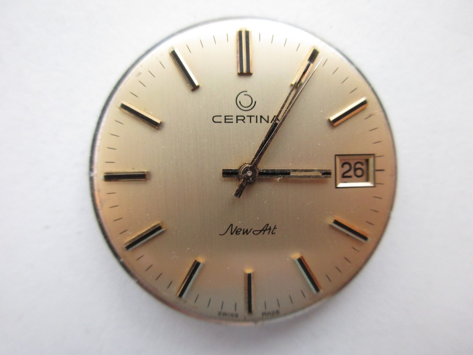 Certina cal. 25-661M Swiss watch movement – running