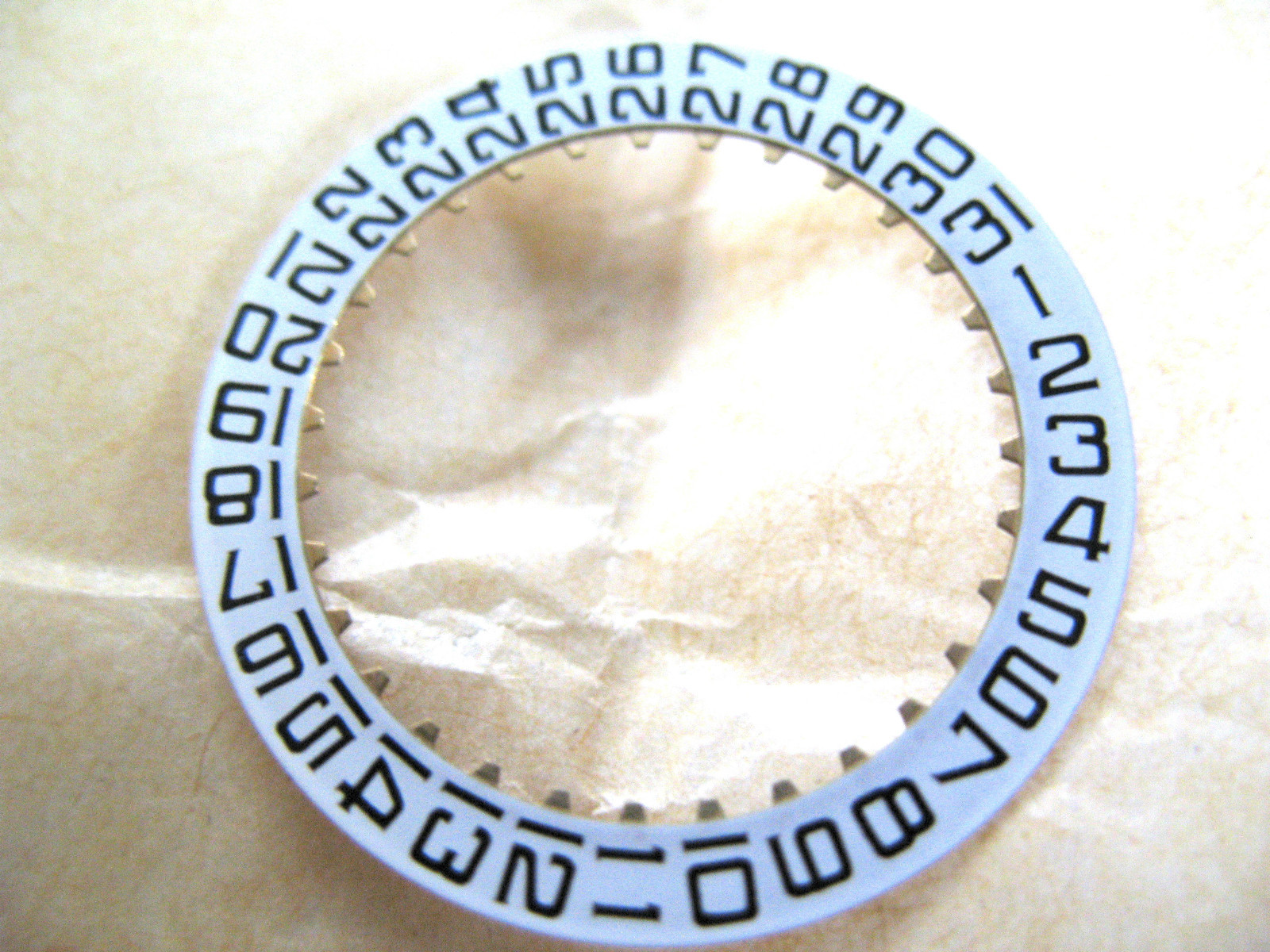 LONGINES 501 NEW DATE DISC 3 O’CLOCK PART 2557 BLACK NUMBERS ON WHITE