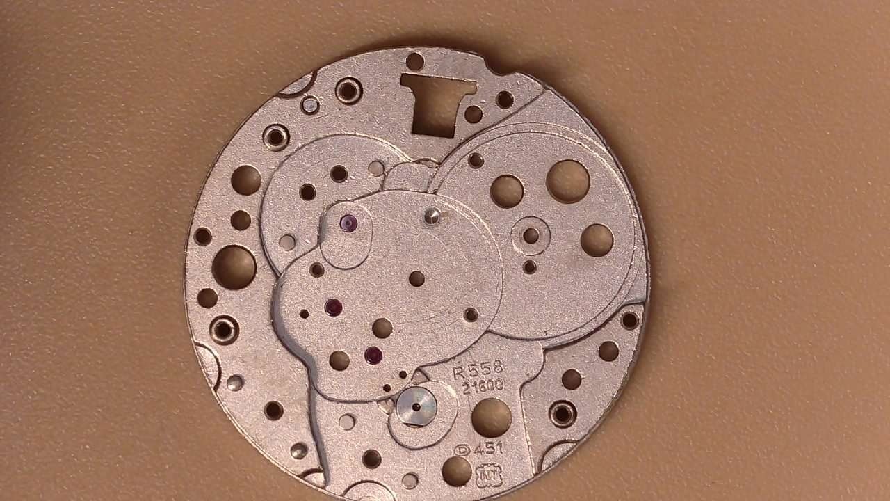 1 Vintage Platine Watch Movement Incomplete Cal. LIP R558