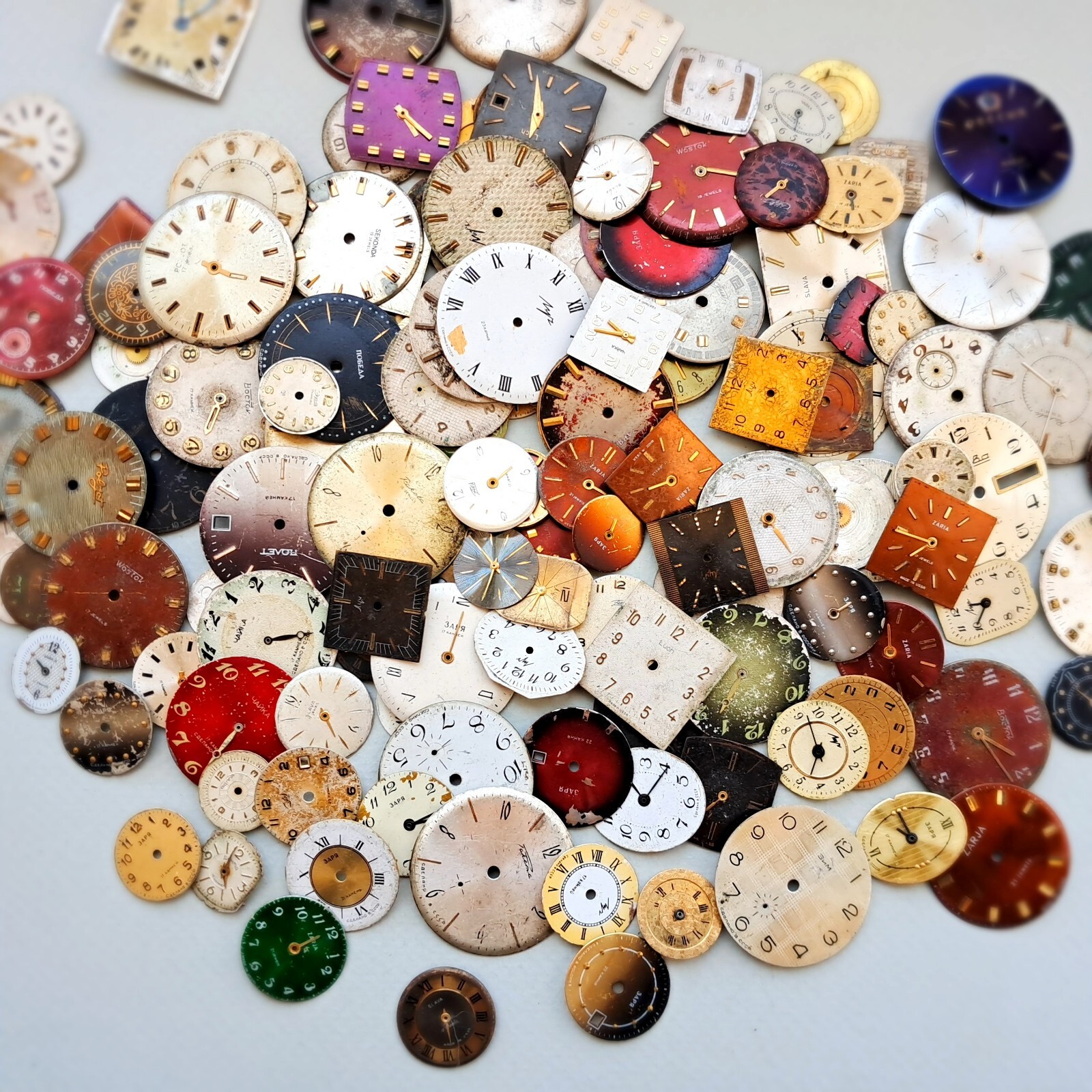 🕰️ 100g Vintage Watch Dials for Steampunk Art Jewelry Repair USSR Clock Parts
