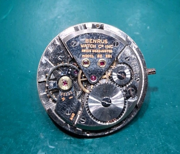 Benrus BH251 – ETA 1081 Base Movement – Good Balance