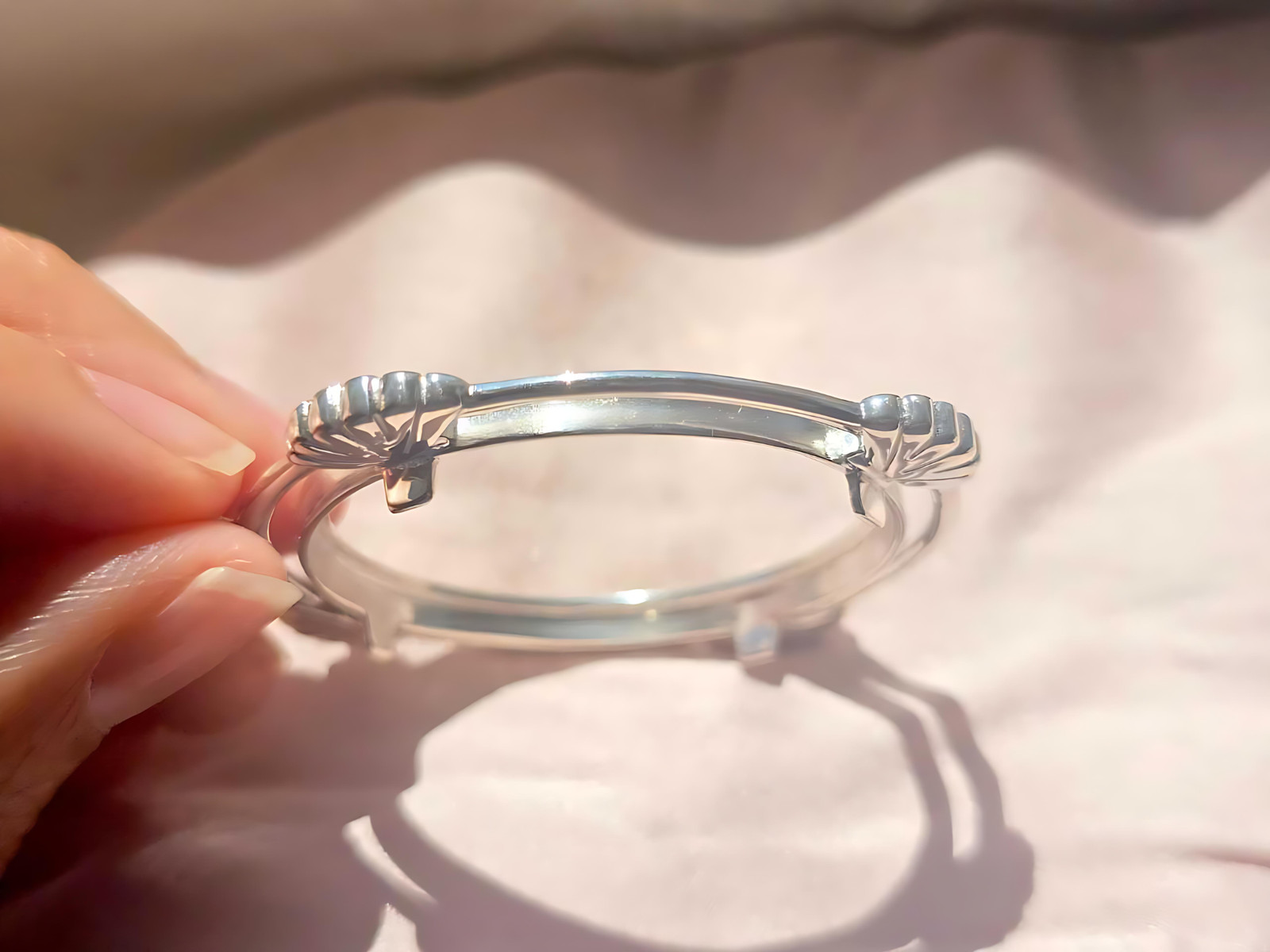 925 Sterling Silver Prong Back Clamshell Edge Bezel for 34mm Mexican 1 Peso