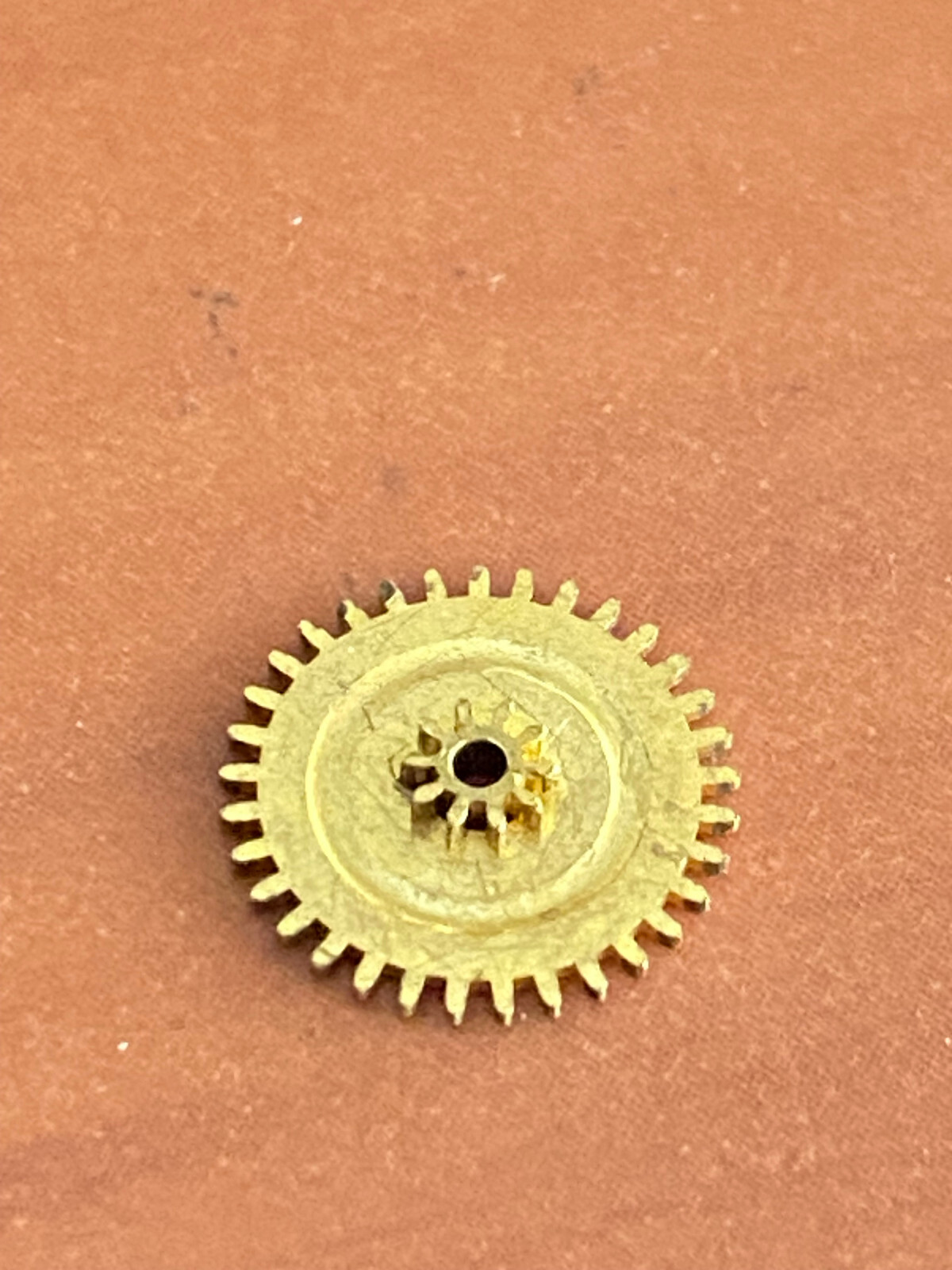 VINTAGE MINUTE WHEEL FOR 18 SIZE HAMILTON 940 MOTOR BARREL