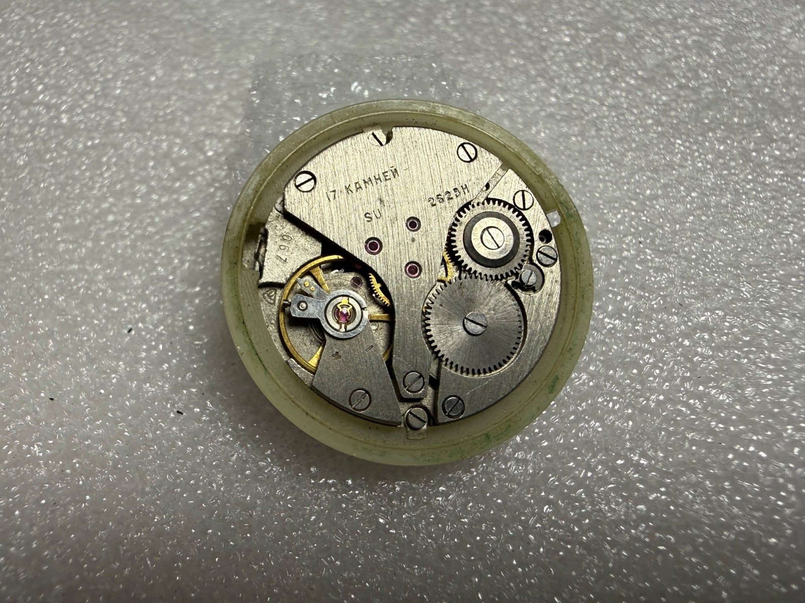 Vintage USSR Watch Movement CHAIKA / Poljot Cal. 2628H – For Parts