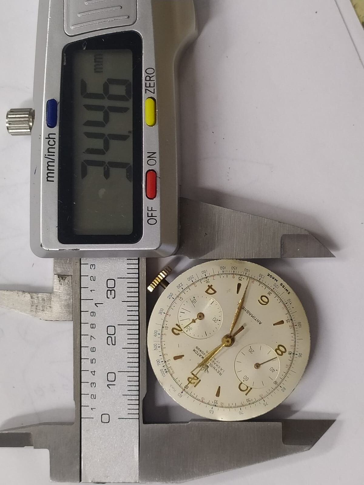 Reynold Swiss Chronograph watch movement, cal. Venus 188 similar to Valjoux 7730