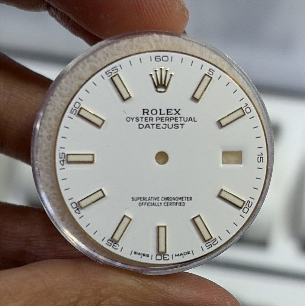 Rolex Datejust 41mm Dial White Gold Baton Non-Numeric Hour Marks 126333 twotone