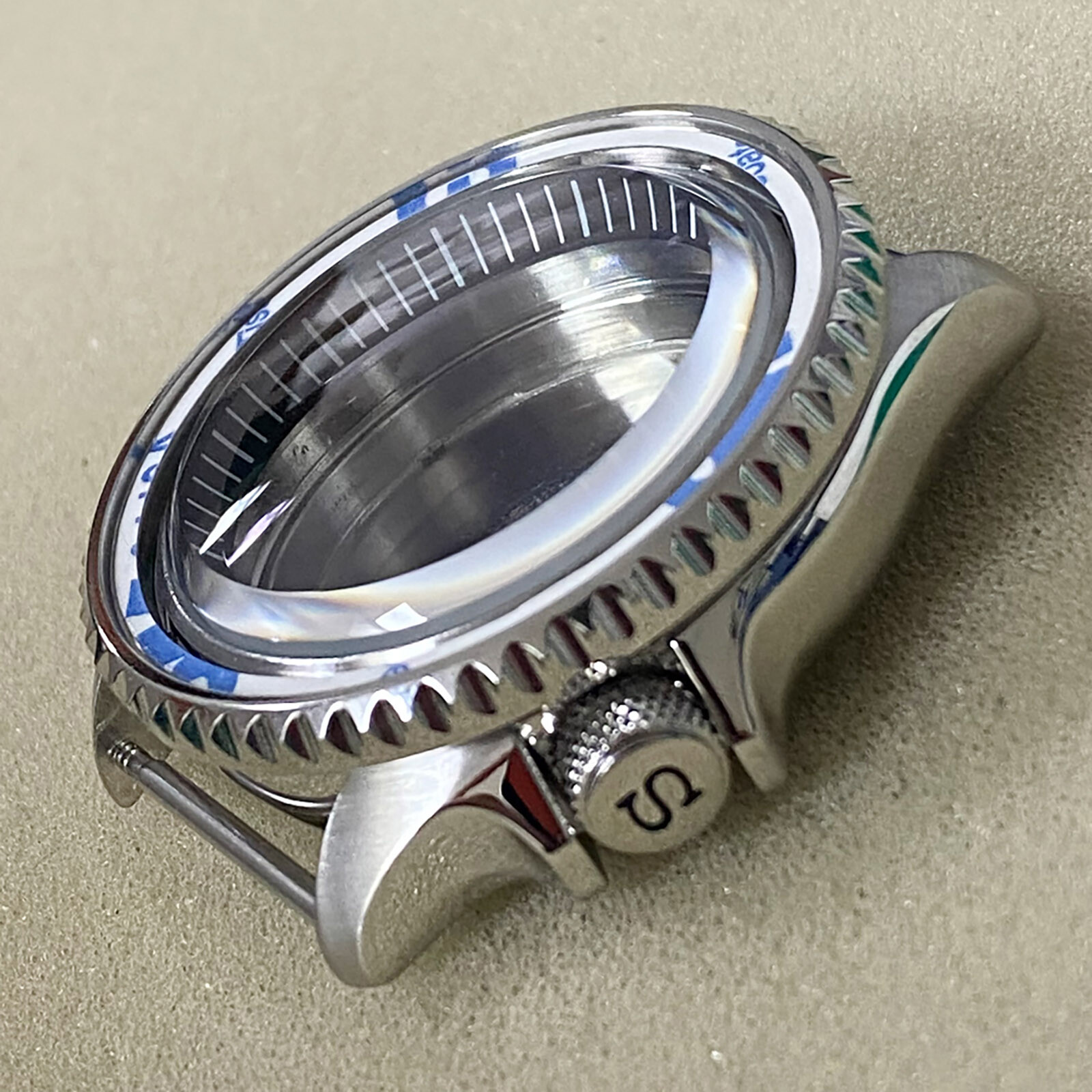 For NH35/NH36/4R Movement 41.5MM Watch Case 3.8 o’clock Crown Mineral Glass Case