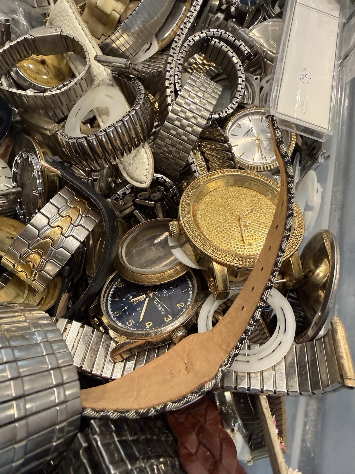 19 Lb Watch Parts Lot Bands Cases Dials Movements Repair AS-IS Mixed Lot