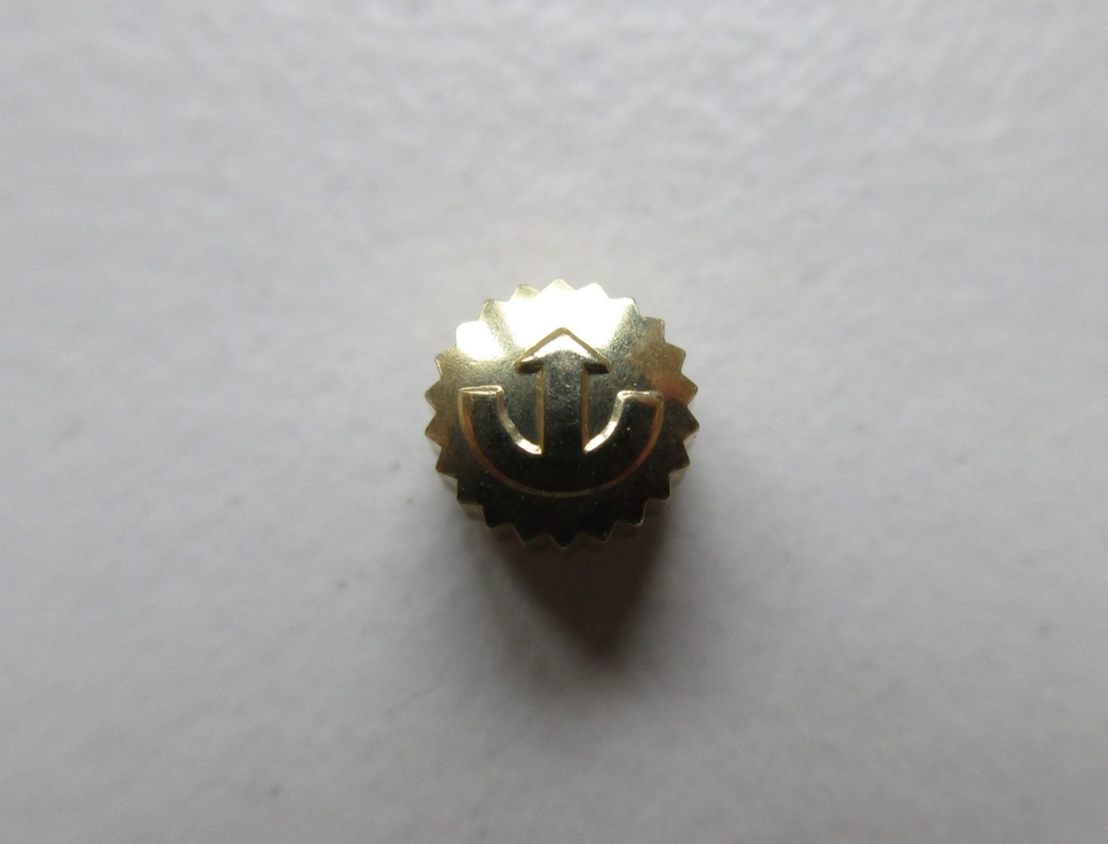 Rado N.O.S. yellow-plated watch crown ø 4.4 mm ~ stem thread 0.9 – 2.5 mm high