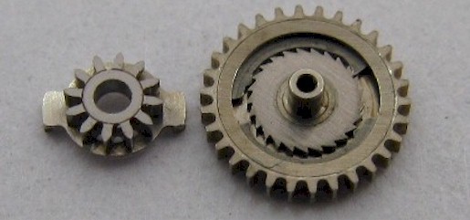 Rolex Watch Movement 1030 1040 1065 … reversing wheel 7018 + 7017