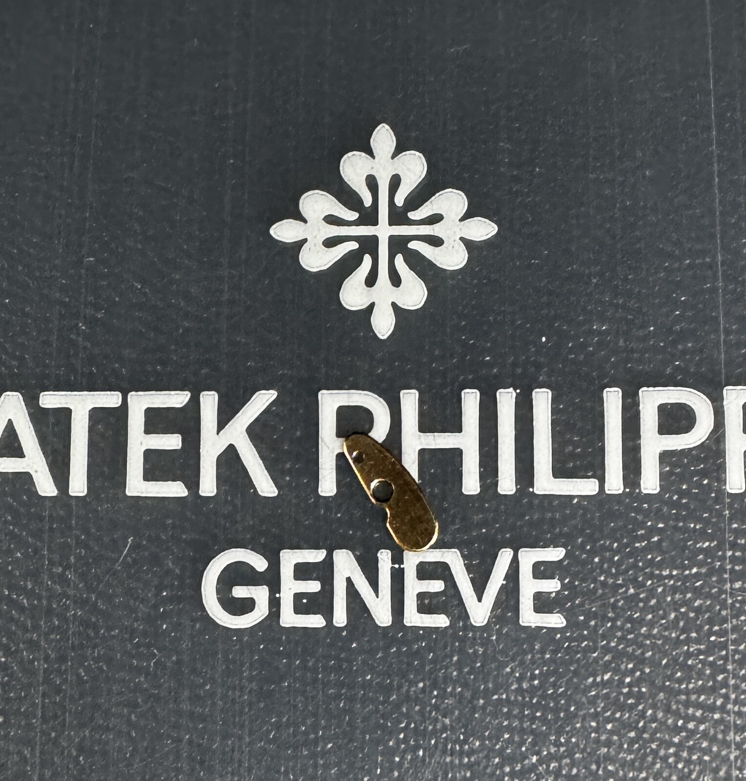 Genuine Patek Philippe Watch Movement Caliber 310 SC Part 2564 Cover
