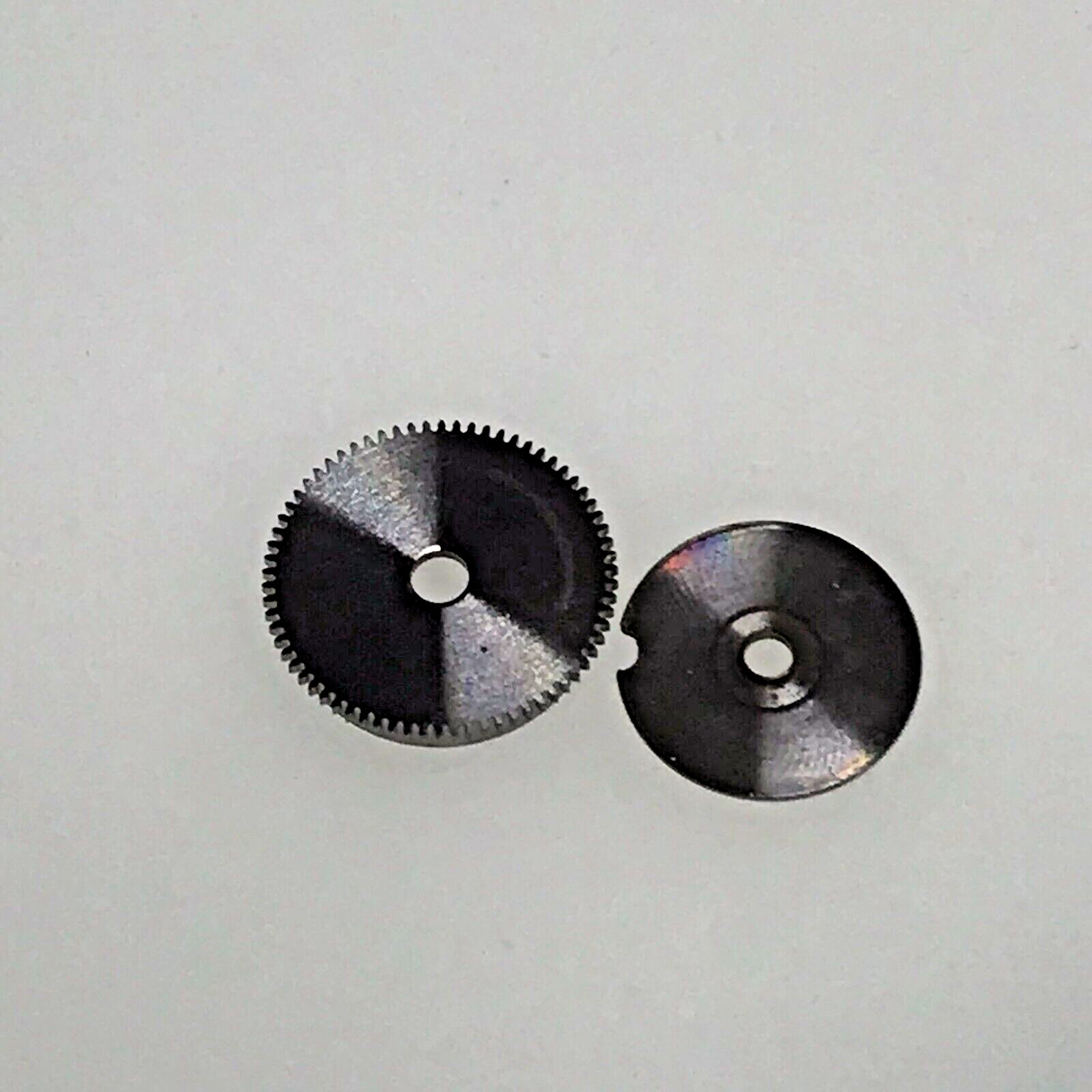ST 1686 Gruen 552ss Mainspring Barrel Original Replacement Watch Parts T636