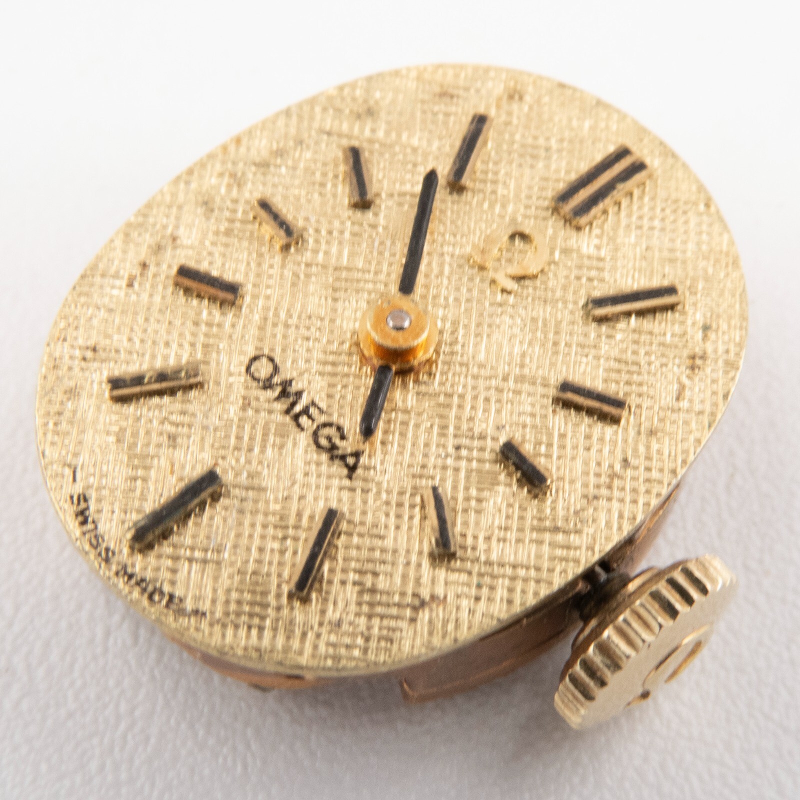 Vintage Omega Caliber 1100 17-Jewel Wristwatch Movement, Keeps Time