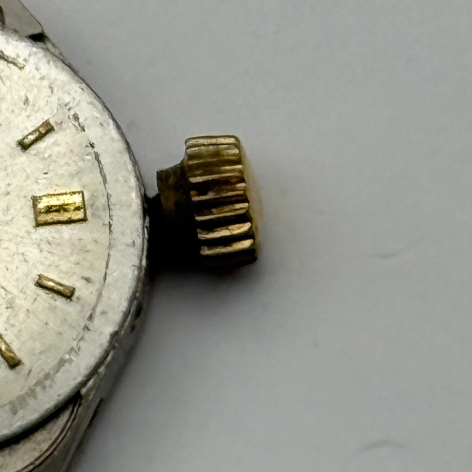 FHF 609 Watch Movement Rotary 17 Jewels Swiss Manual Wind Parts Repair 15.3mm
