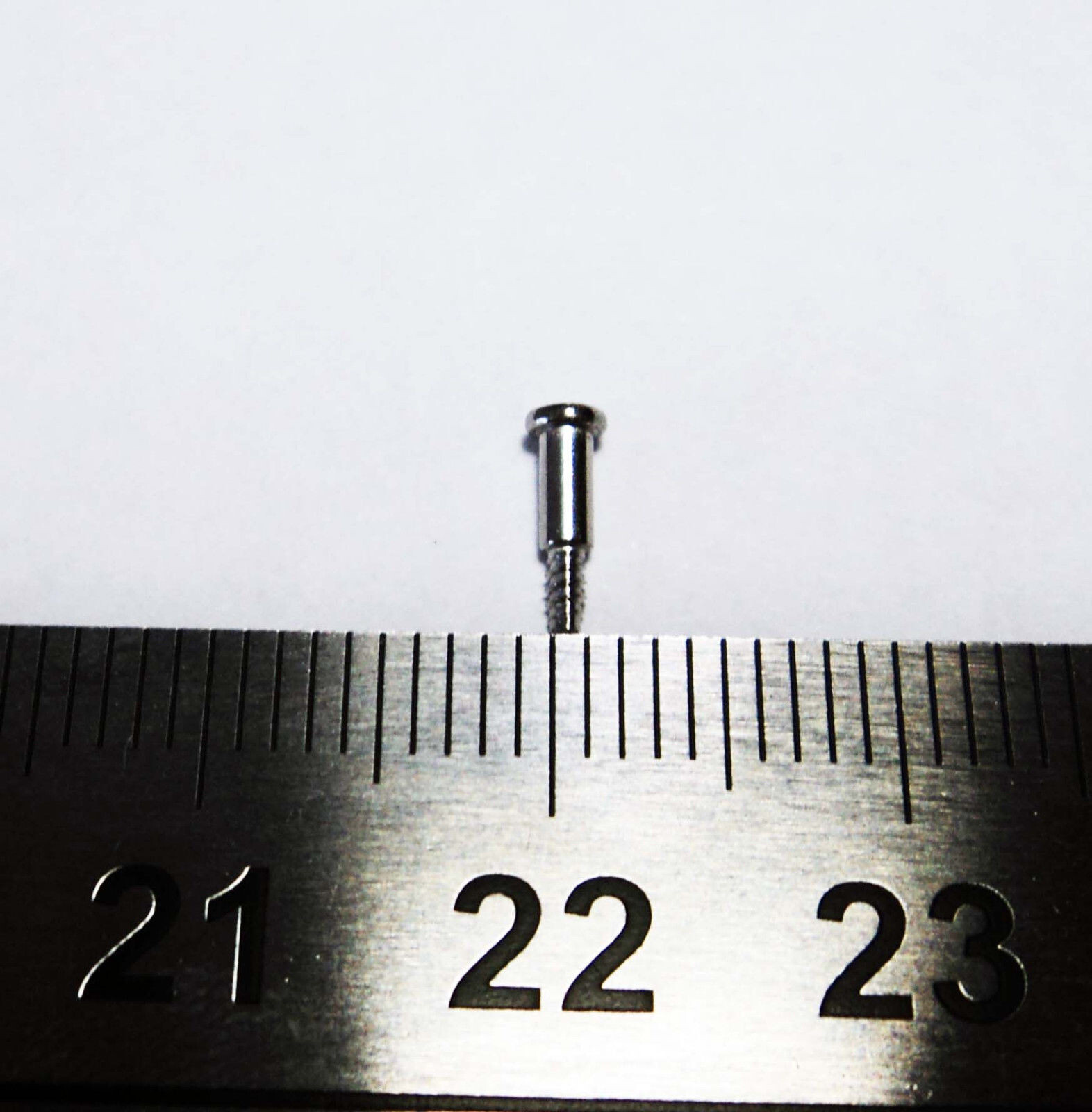 CASIO Stainless Steel Screw BGR-20 DW-002 DW-8700 DW-9100 G-7900 G-7900 Band