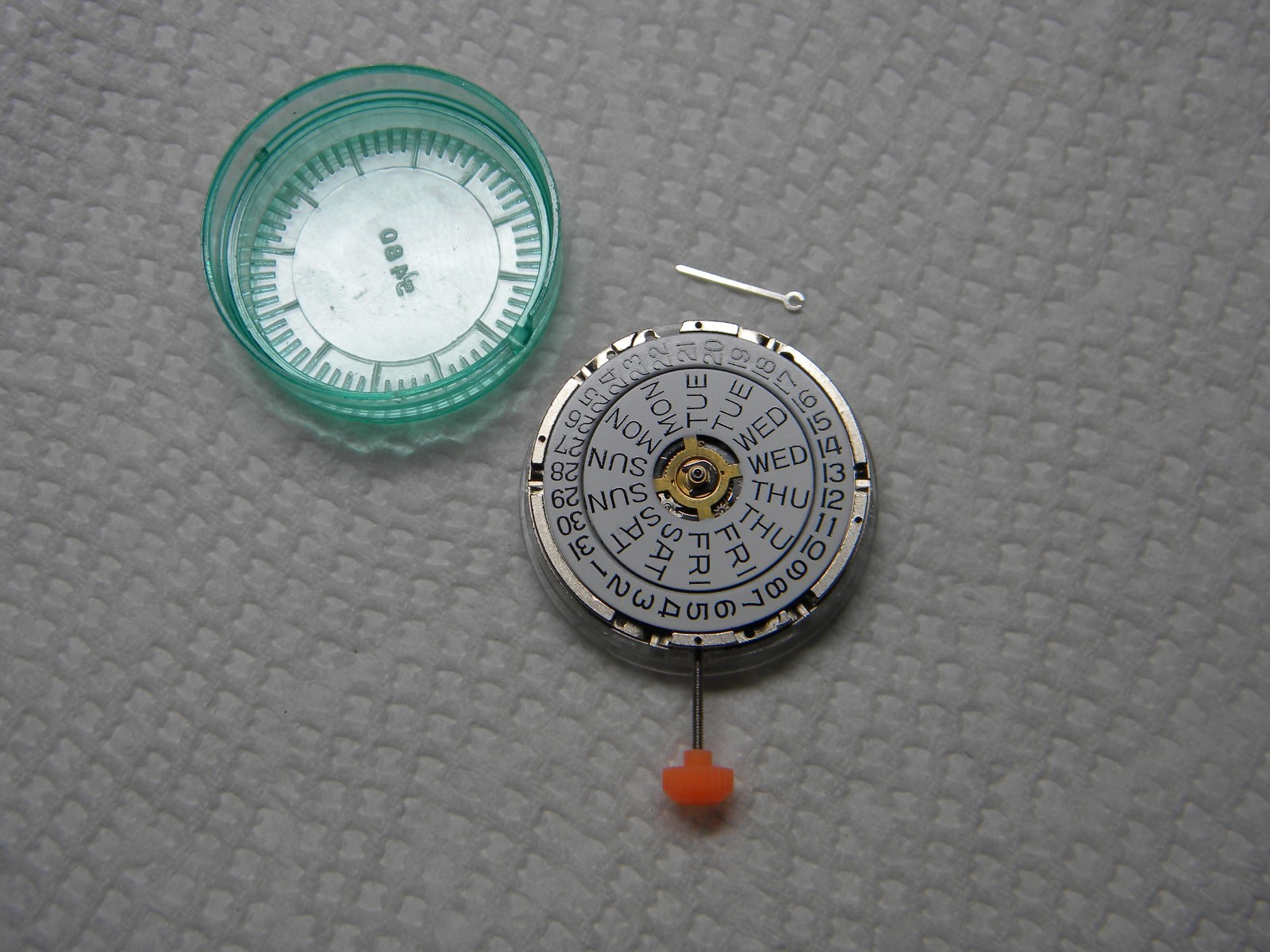 Harley Ronda 377 Quartz NOS Wrist Watch Movement with Day/Date Running for Parts