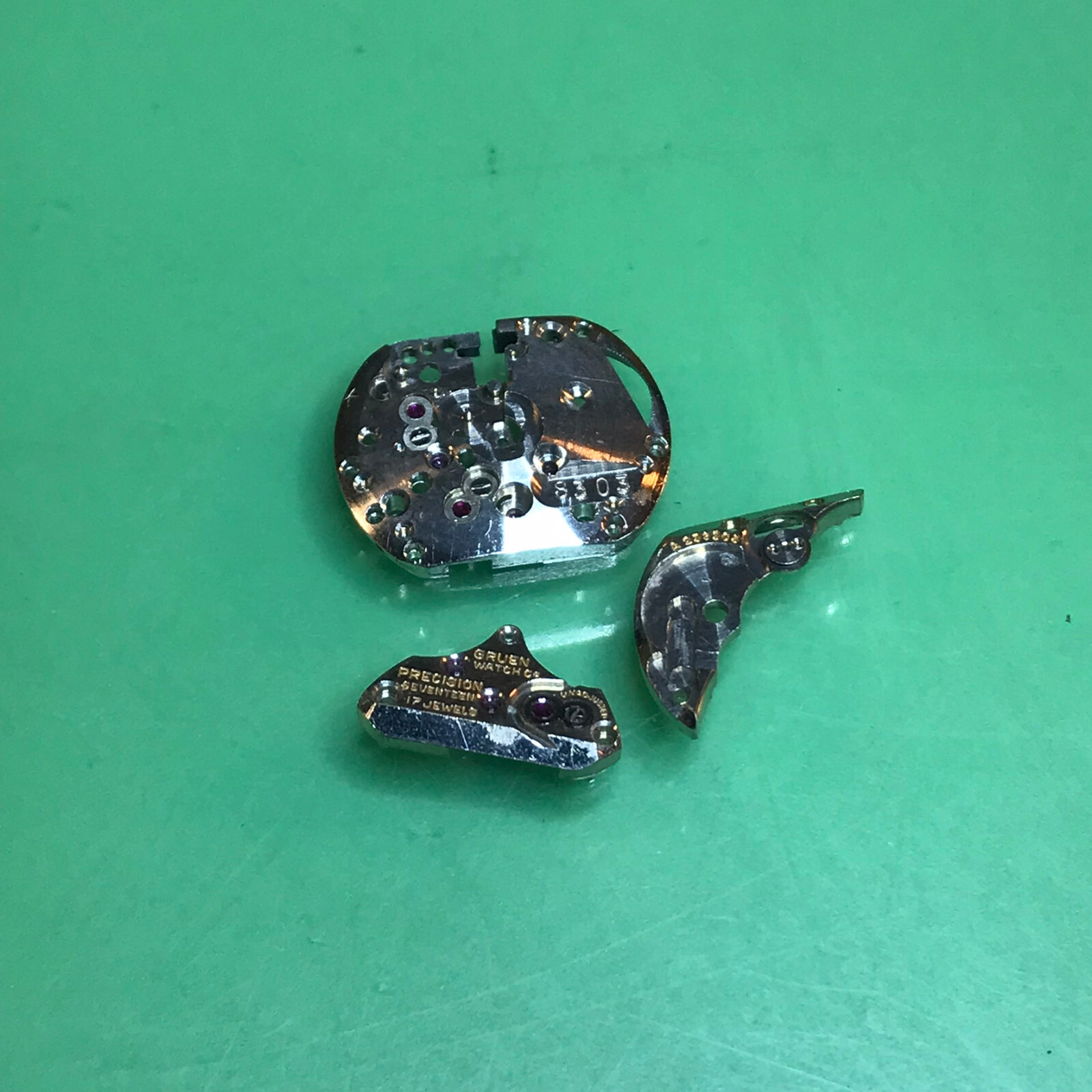 Gruen Cal. 290 Main Plate w/Barrel and Train Bridges Watch Parts/Repair V76