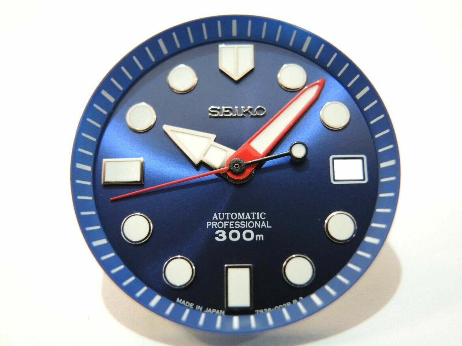NEW SUNBURST BLUE DIAL, MINUTE TRACK & HANDS LARGE DIVERS SKX007-009 / NH35/4R36