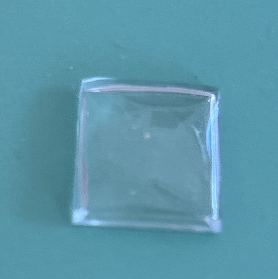 SUC – Crystal – Part JS 118-5 – 12.4×10.4mm NOS – Three Crystals One Price – NOS