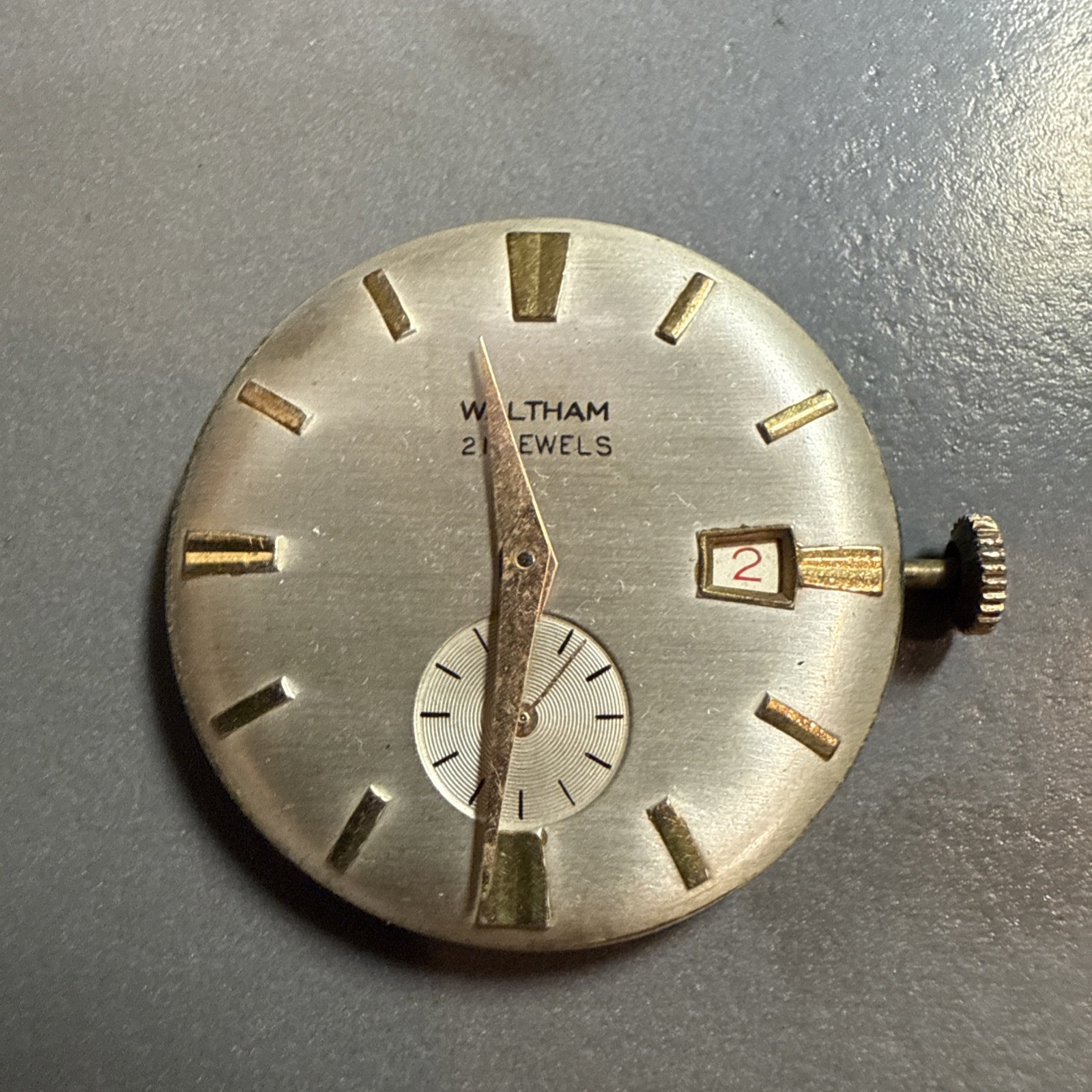 vintage Waltham 21 jewels mechanical watch dial and movement (Hands Function)