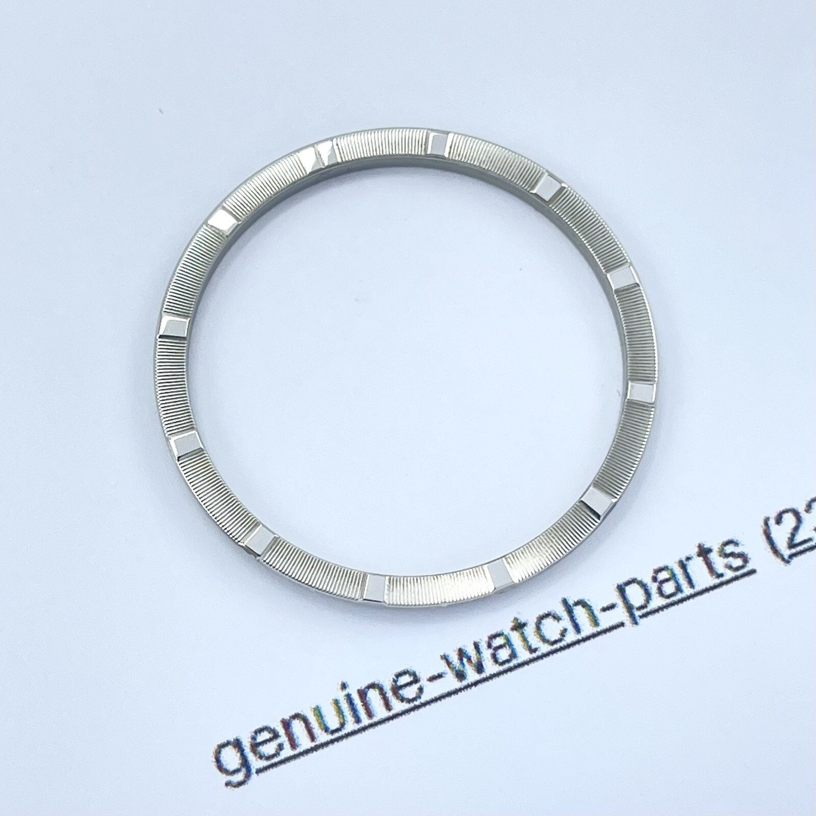 Genuine Rolex Datejust 15210 Date 34mm Engine Turned Bezel Stainless Steel