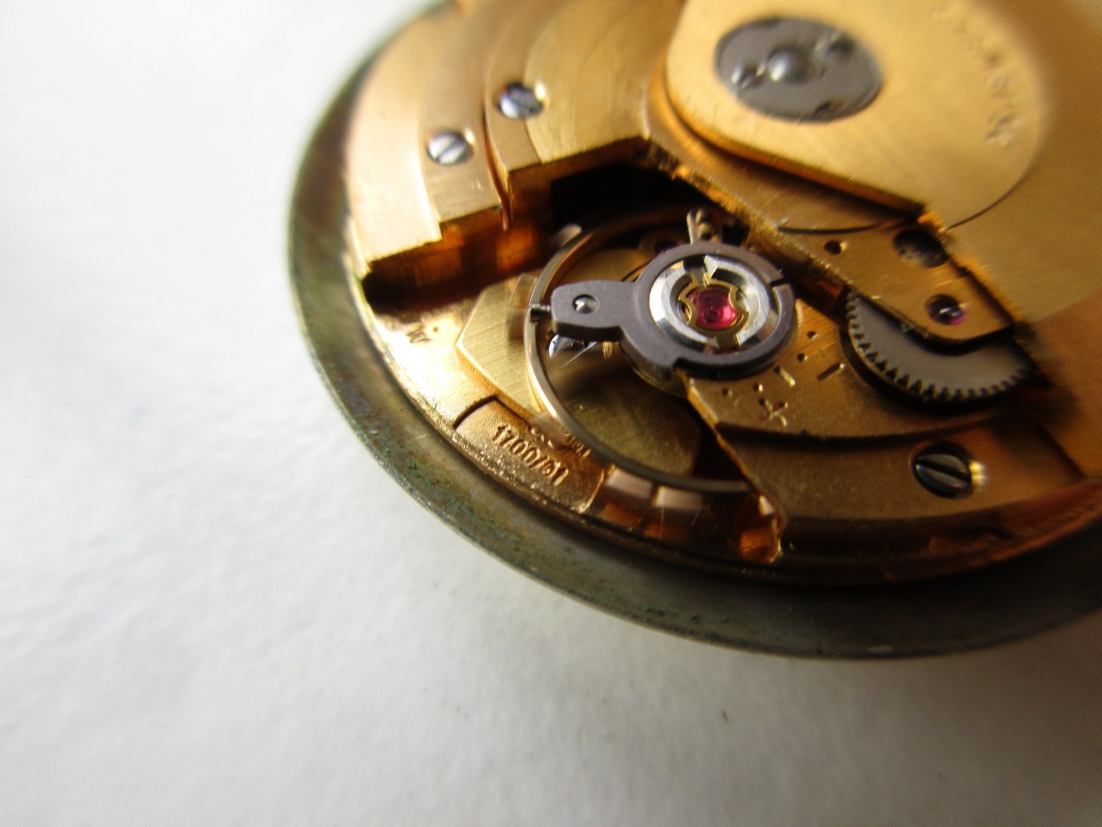 AS A. Schild cal. 1700/01 Swiss automatic watch movement *gold color* – running