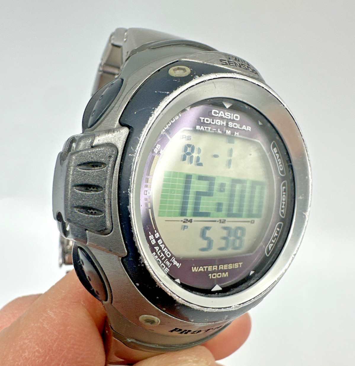 Vintage Casio Pro Trek PRG-100T Tough Solar Twin Sensor Titanium Bracelet Works