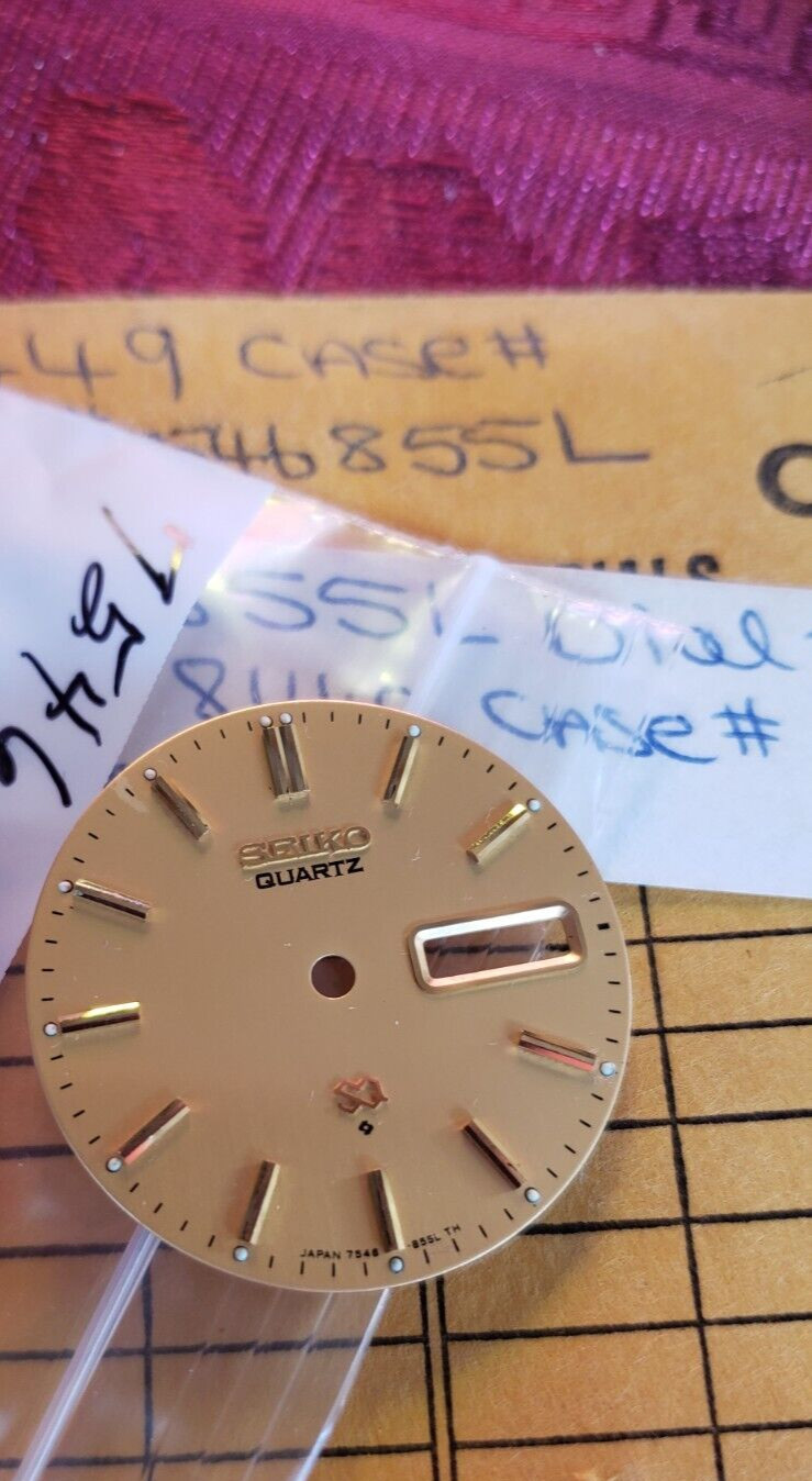 VTG 70’s 80’s Seiko Men’s Watch round Dial SQ Gold w/ markers window 7546-855L