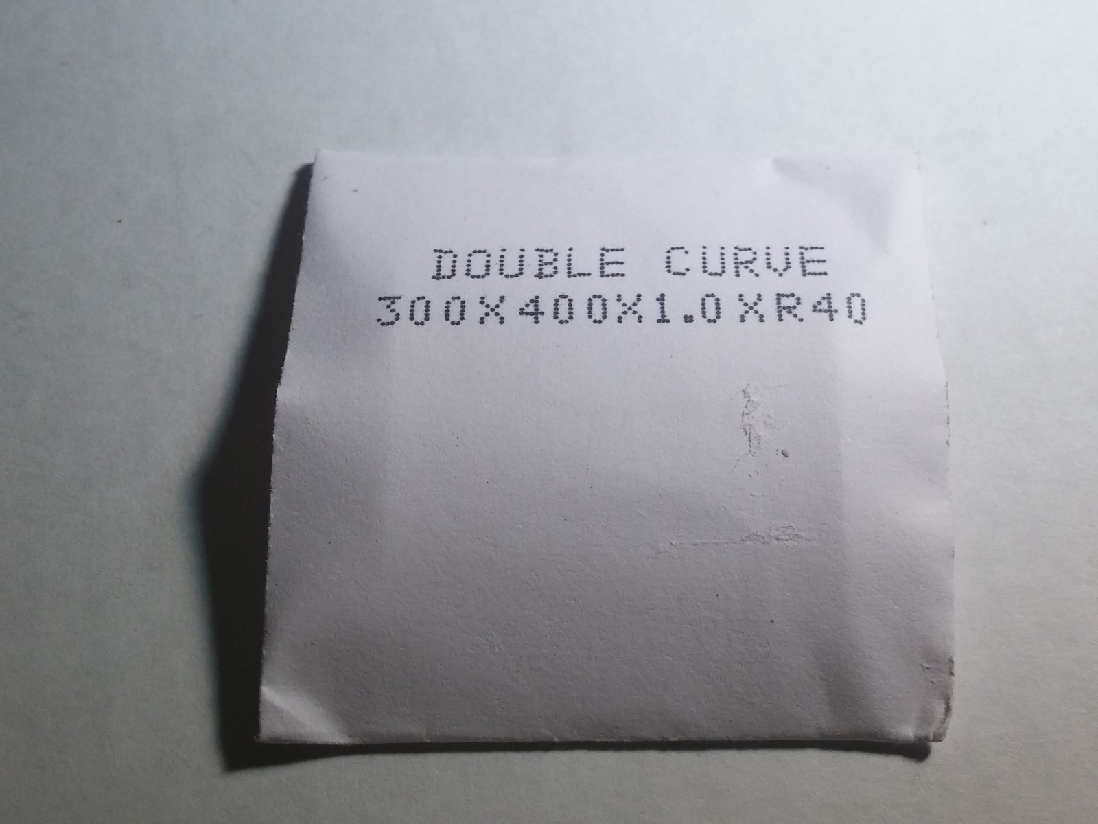 Unbranded CMX R 40 crystal double curve 30x40mm x 1mm thick