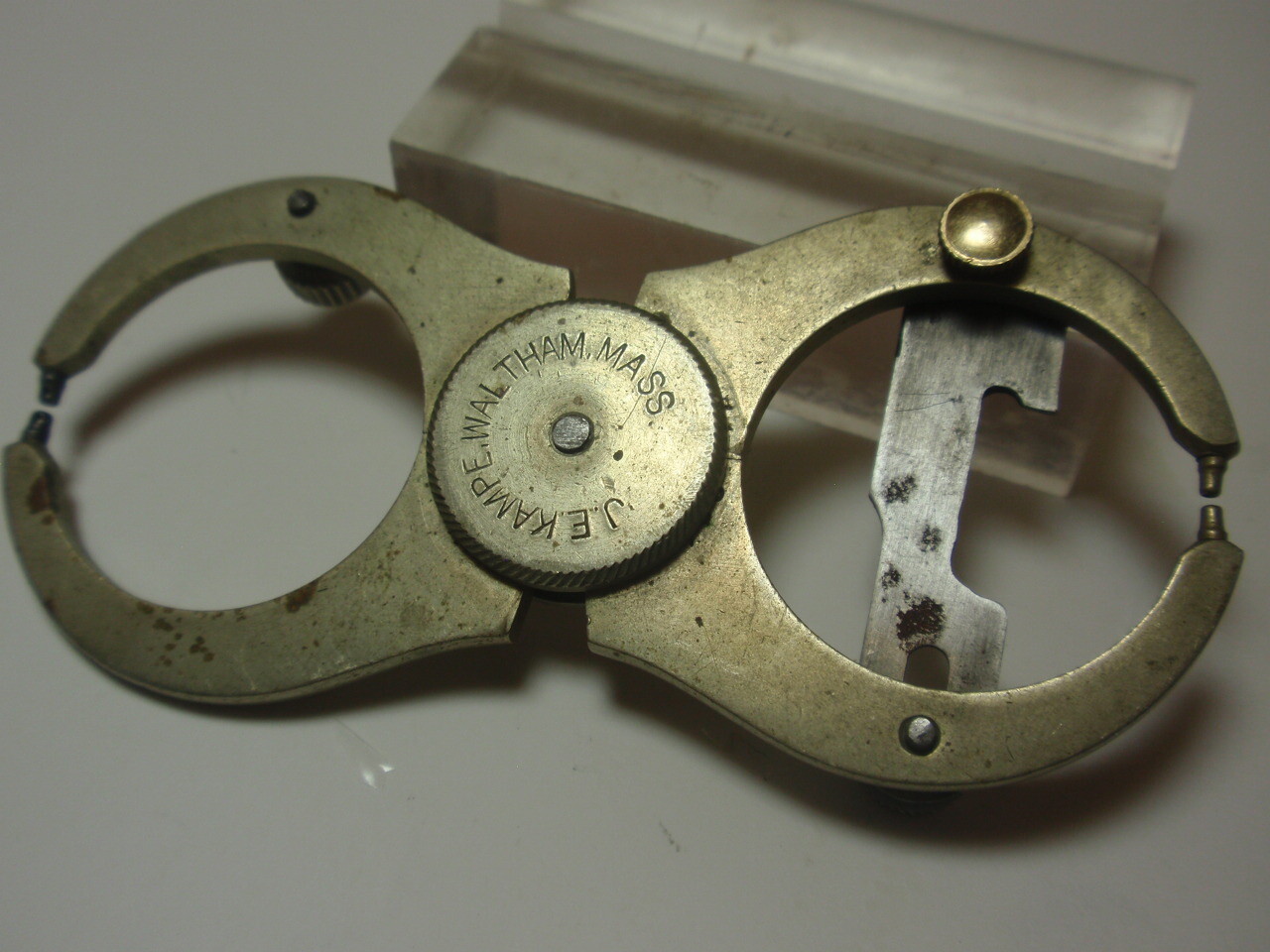 J E Kampe-Wal Tham- Masswatch Balance Truing &Poising Calipe Watch Tool #HMS60