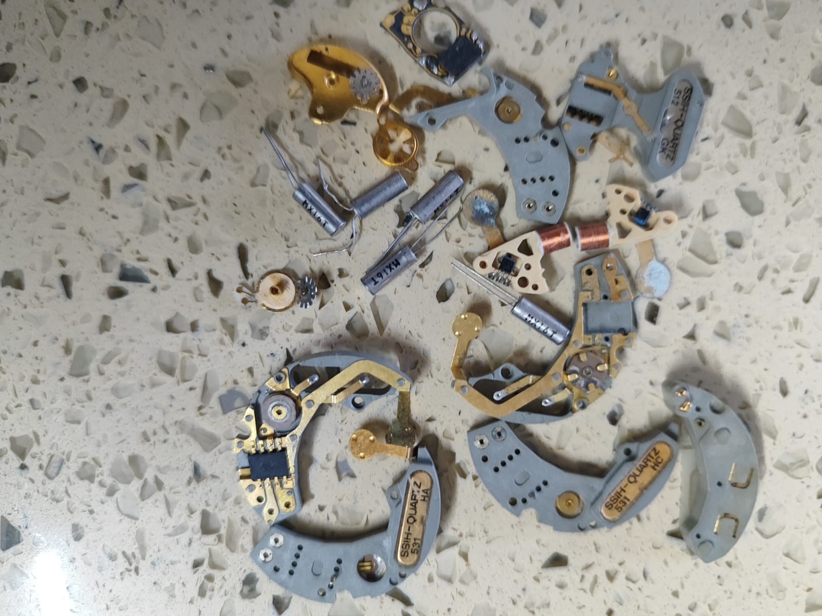 Lot Vintage Part OMEGA Quartz 1310 /1260 & other Lot Parts Not Work Not Test