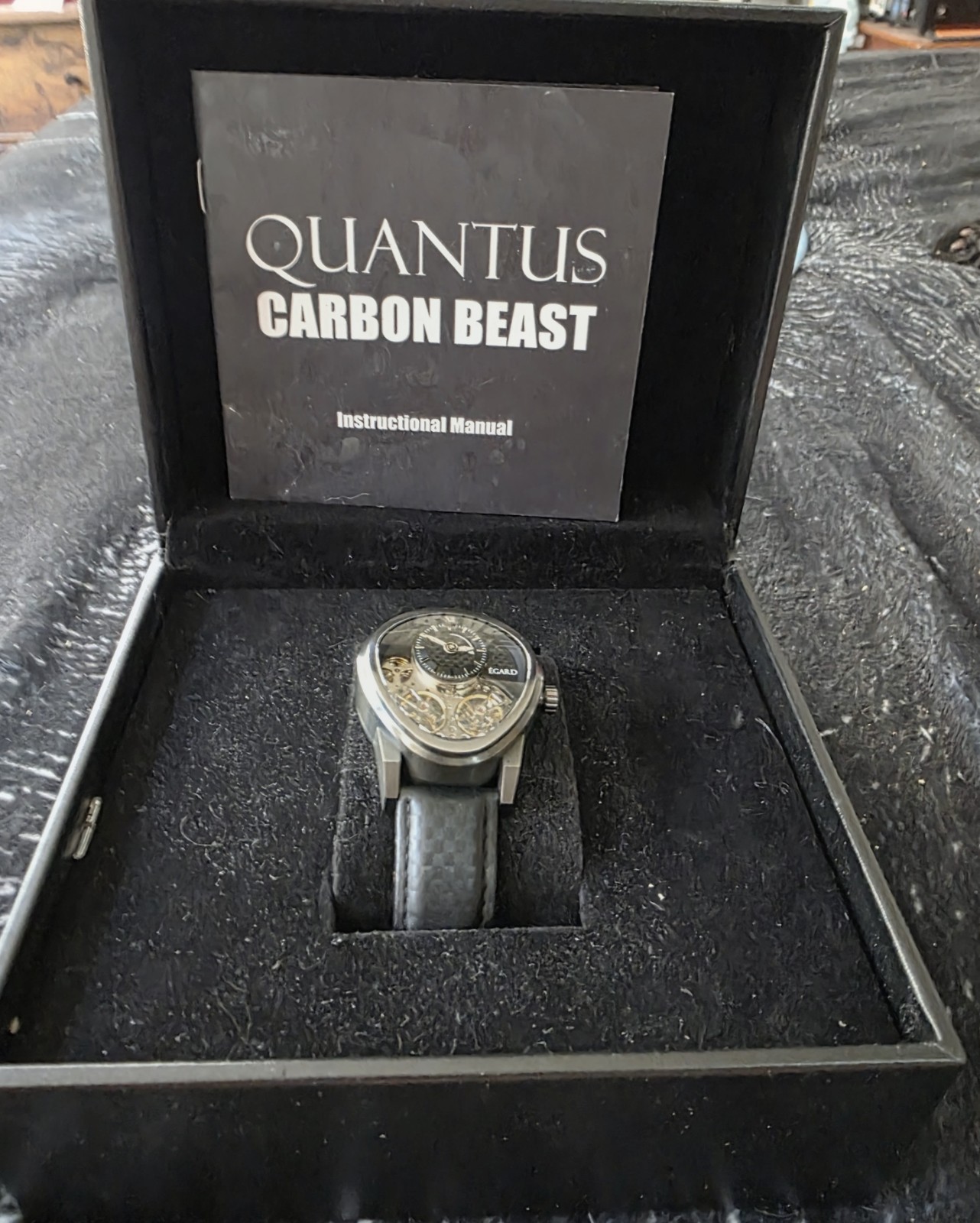 ÉGARD Quantus Carbon Beast Automatic Skeleton Men’s Watch Box/Papers