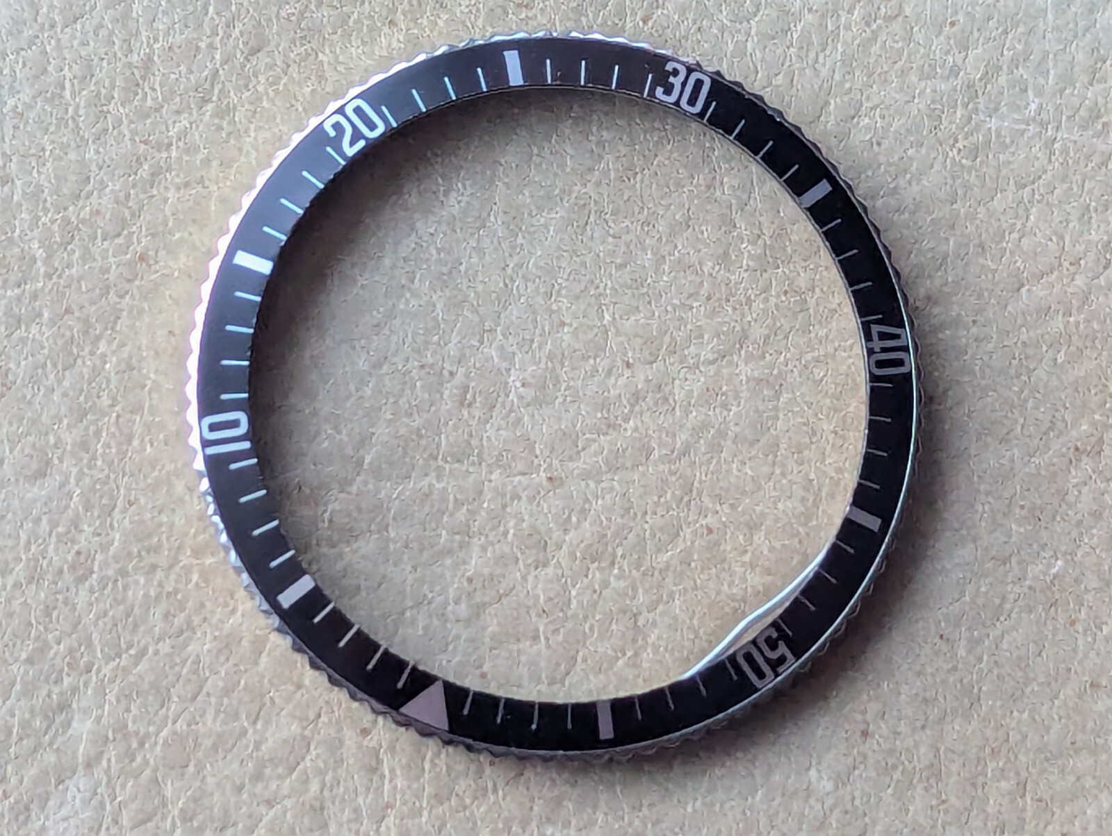 Vintage 1960’s Caravelle Sea Hunter Diver SS Bezel/Black Insert/Tension Spring