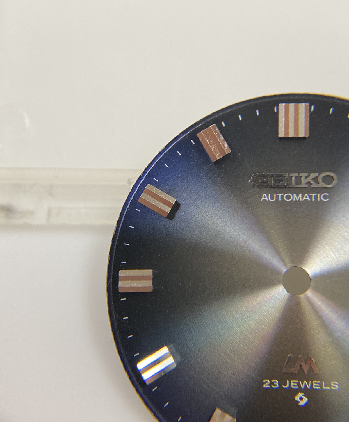 Original Seiko Automatic LM 23J 5606-8060 8090T Blue Day/Date 28.5mm Dial