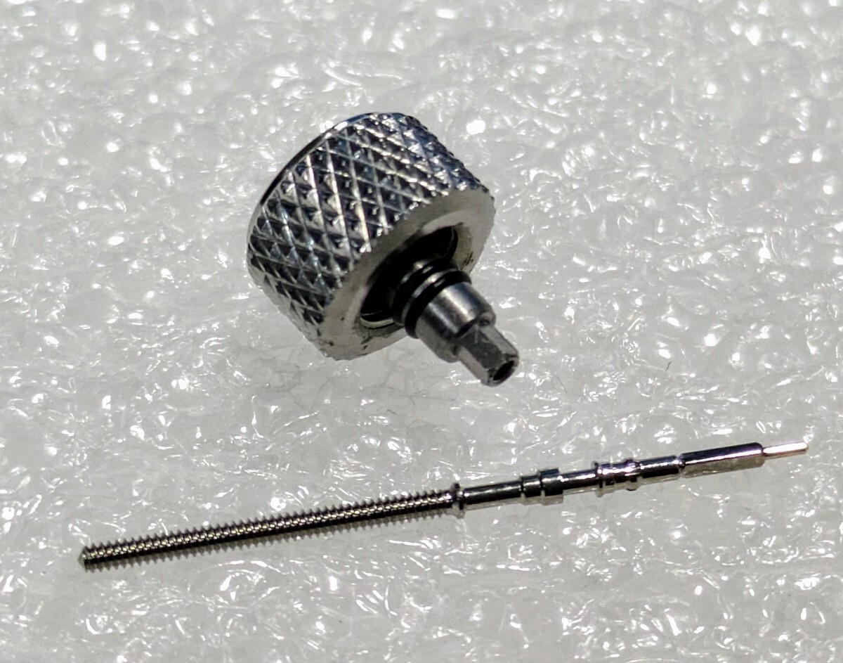 SILVER KNURLED S CROWN FOR SEIKO SKX007 DIVER WATCH NH35 NH36 ( WITH STEM )