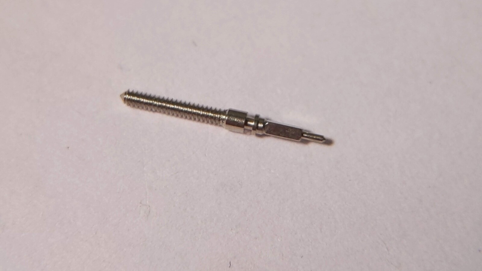 Lecoultre 9 OL winding stem part 32 genuine NOS vintage tap 10 (0.90mm)
