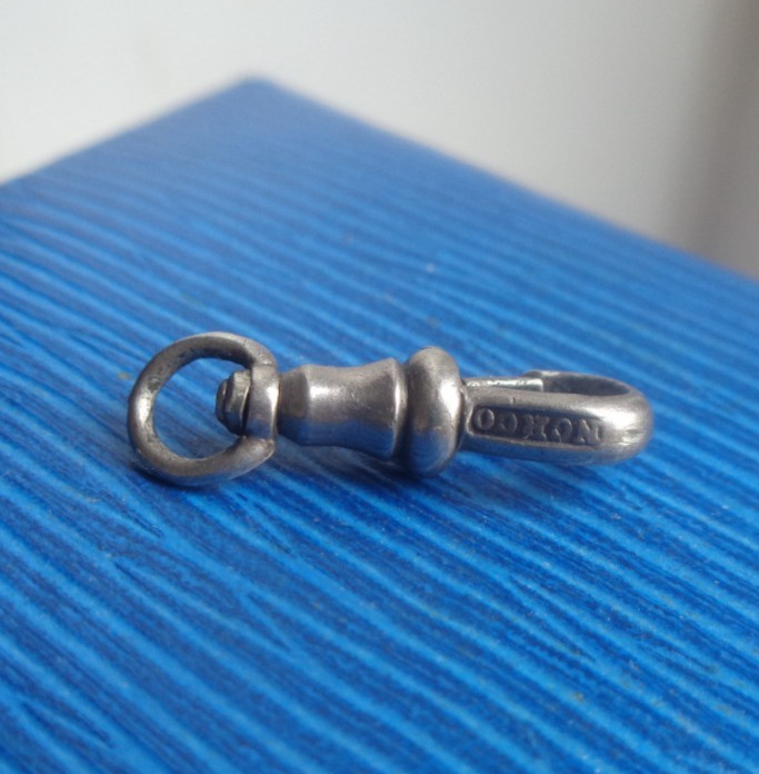 Silver DOG CLIP Fastener for Watch Chain etc Vintage NC Reading & Co 1.3 gram