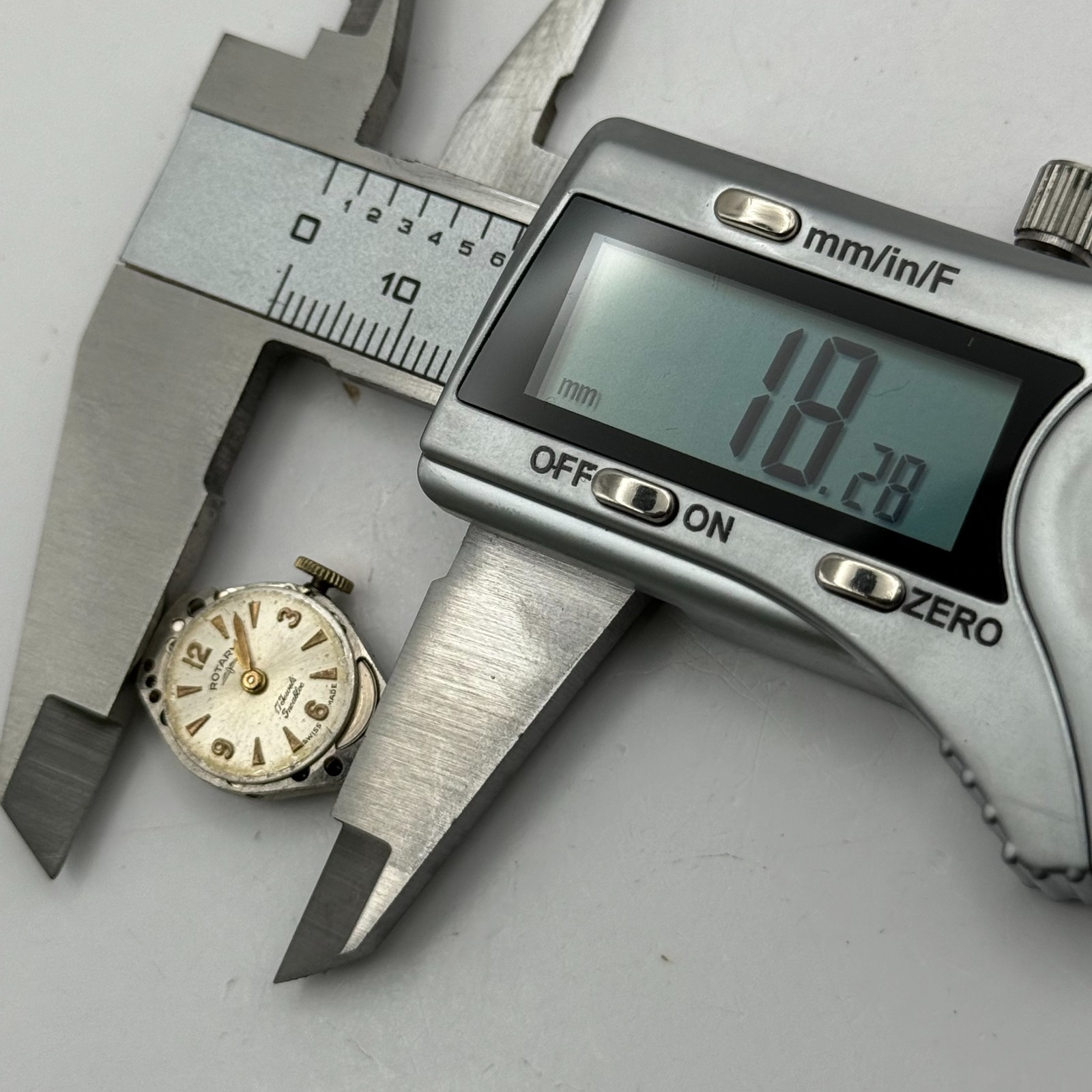 Standard ST 69 Watch Movement Rotary Swiss 17 Jewels Manual Wind Parts 15.2mm
