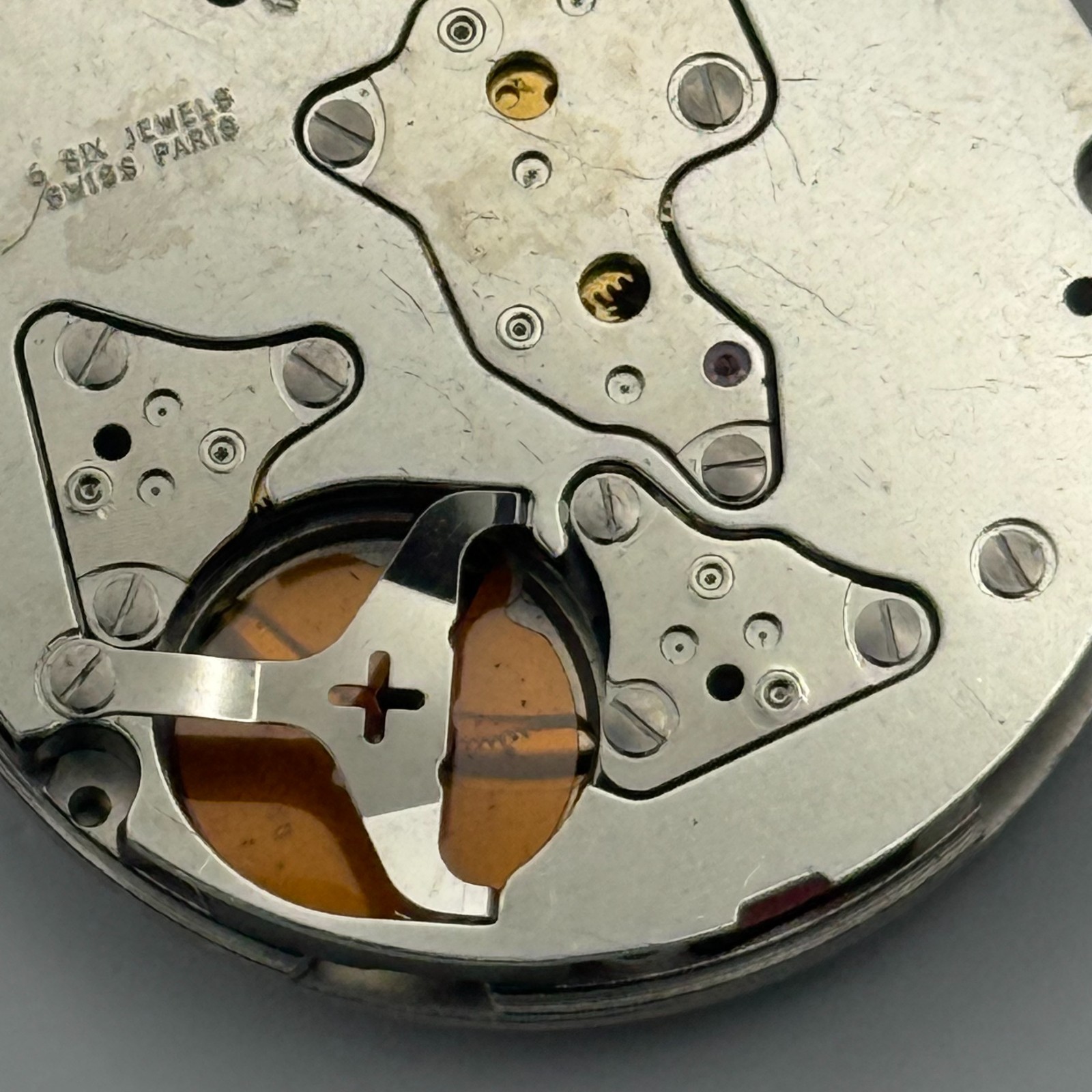 Ronda 5040.D Watch Movement Quartz Swiss Date 6 Jewels Vintage Parts 28.5mm