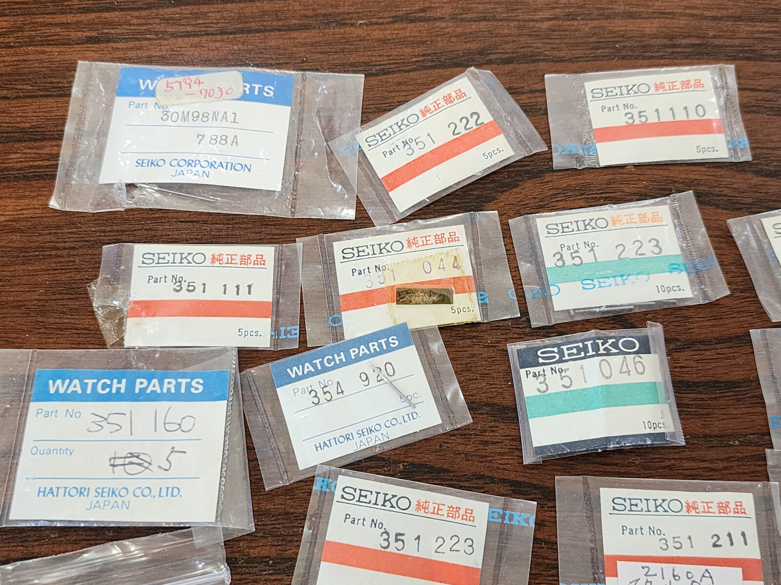 Large Assorted Seiko stem 351 354 Lot Watchmaker Unsorted 1970 1980 1990