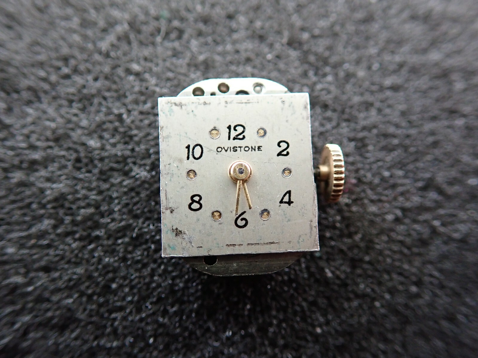 VINTAGE LADIES ERNEST BOREL WRISTWATCH MOVEMENT 15.9MM X 12MM