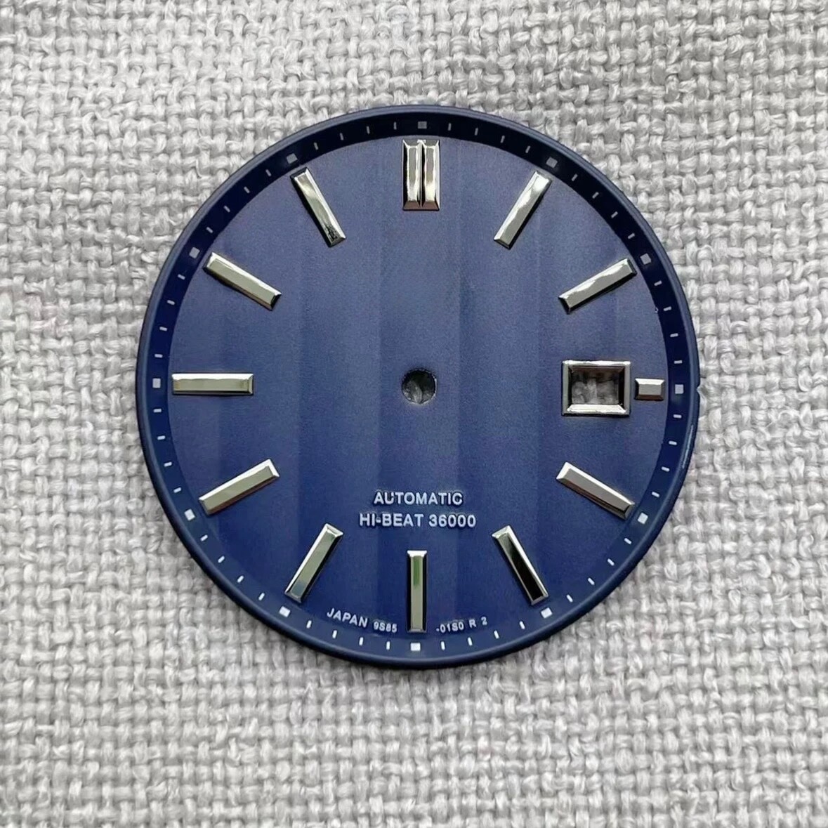 New 28.5mm Smooth Navy Blue Watch Dial NH35