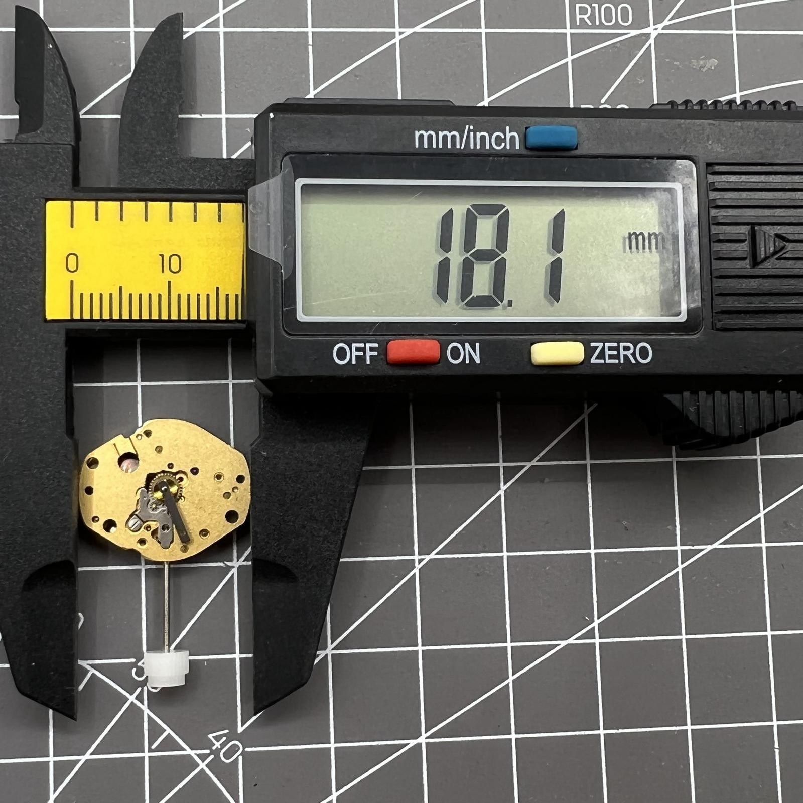ETA 579 005 Swiss Quartz Movement with 3 Hands ETA 579 105 Model