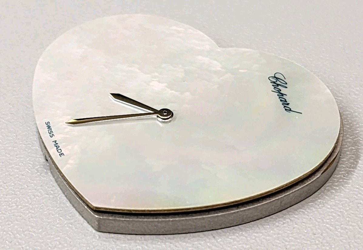 CHOPARD HAPPY SPIRIT LOVE WHITE MOP DIAL CAL 976.001 QUARTZ WATCH MOVEMENT