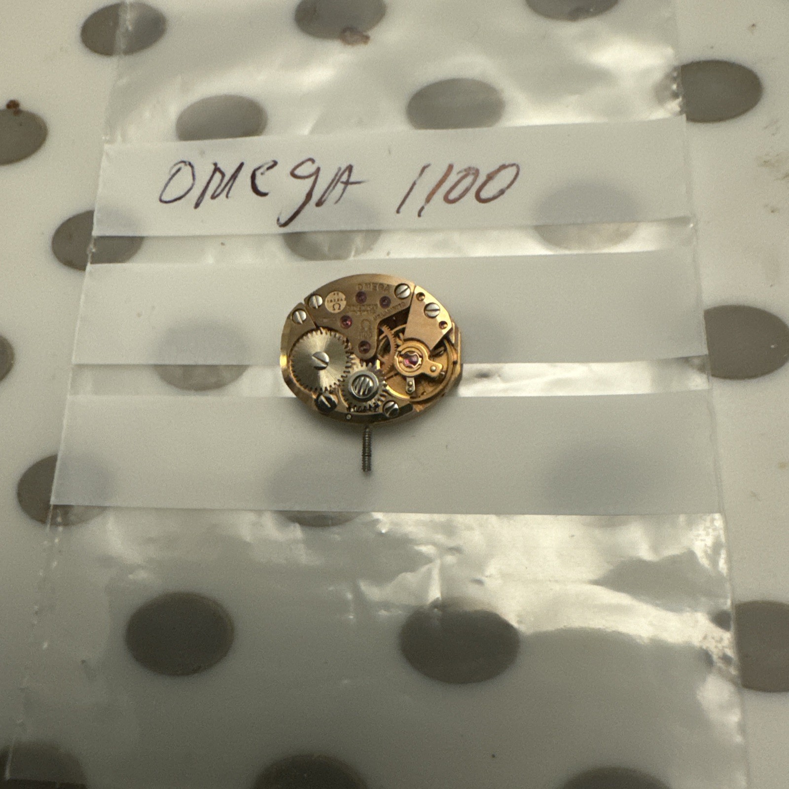 Vintage Omega 1100 Mechanical Watch Movement (Spares/Repairs)