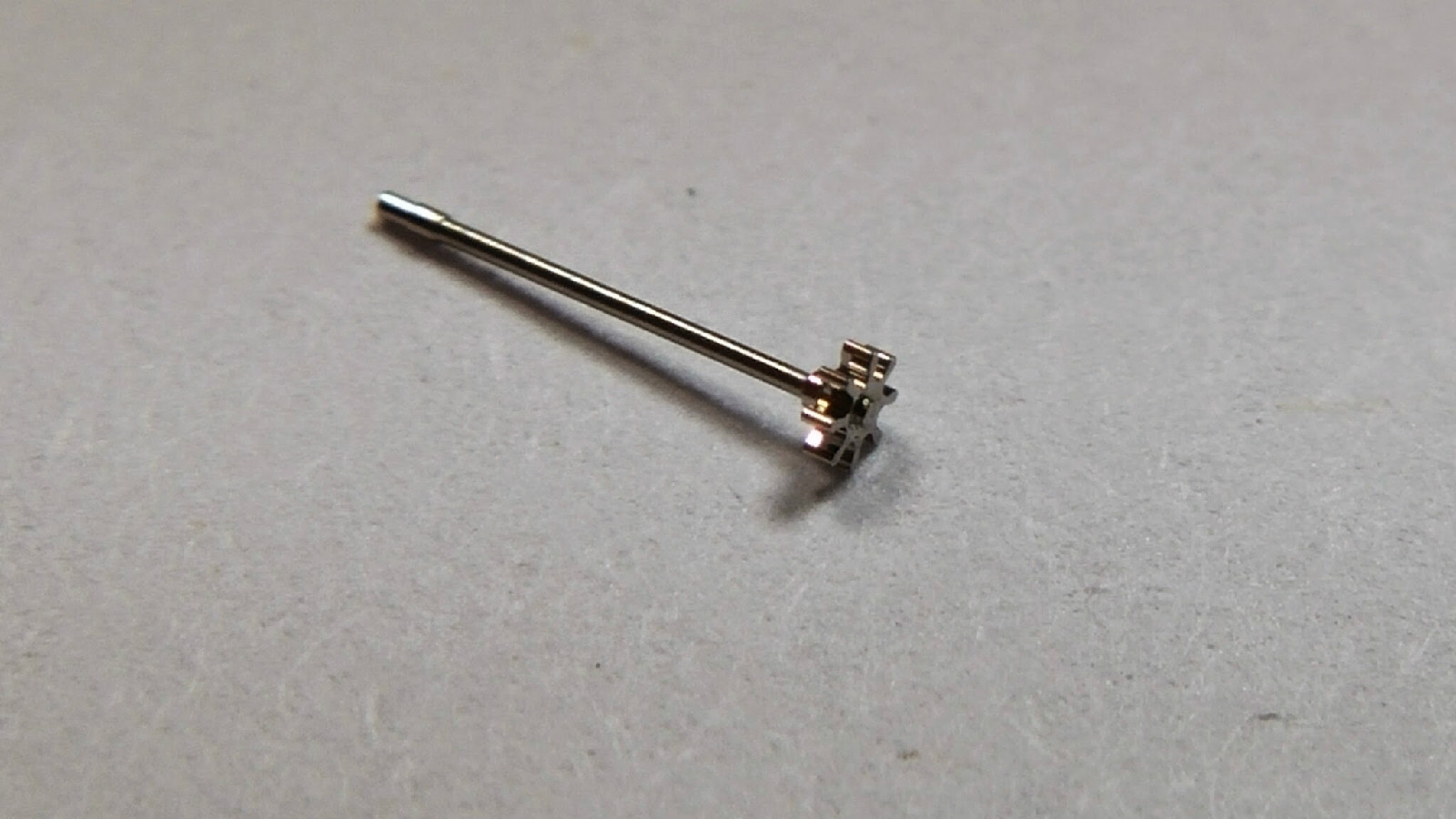 Authentic NEW Le Coultre Sweep Second Pinion, 219 275, watch parts Jaeger Le C
