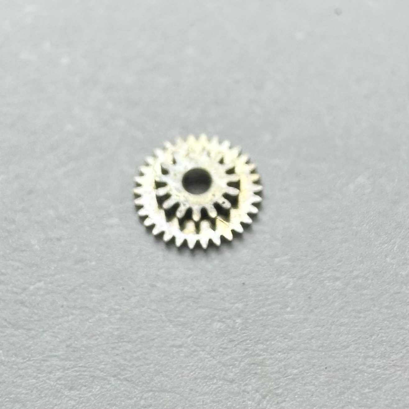 817441 NOS INTERMEDIATE DATE WHEEL FOR VINTAGE KING SEIKO 4402-8000 KS