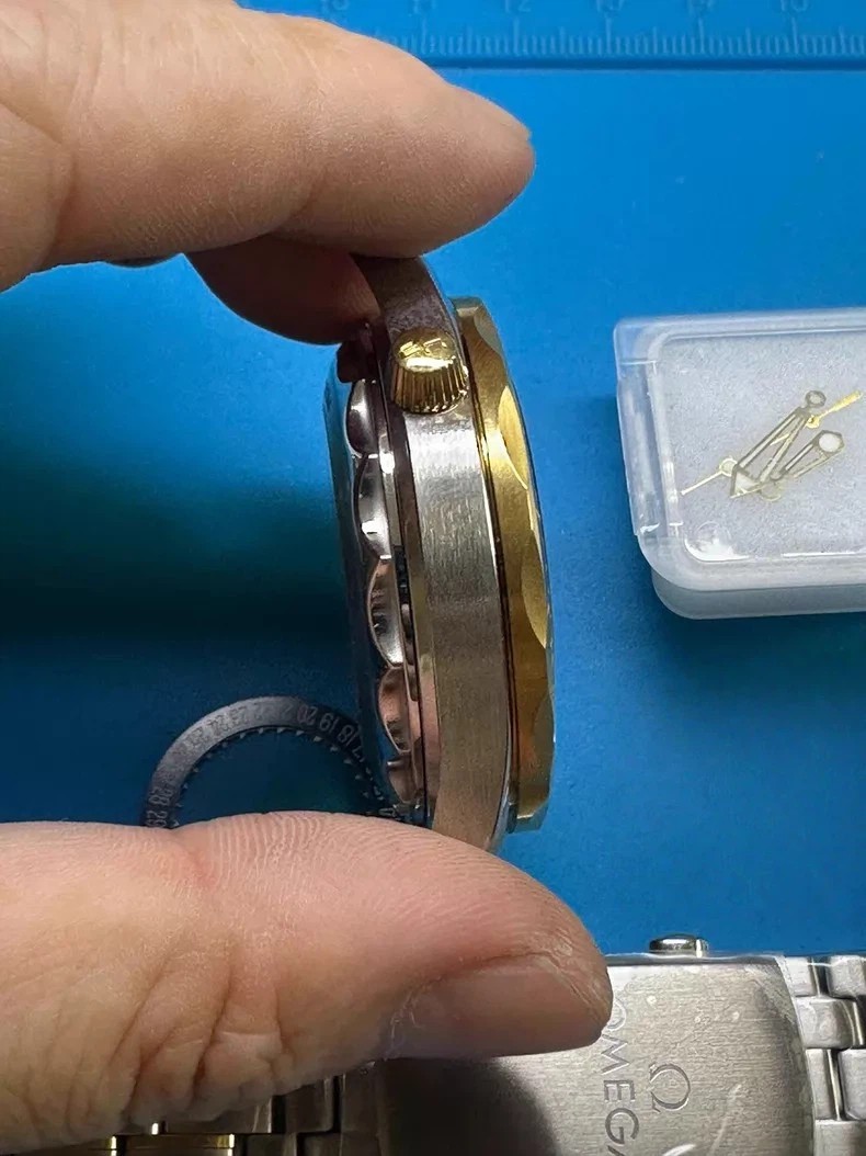 For a DIY 40mm Watch Steel Case kit For 8215movement
